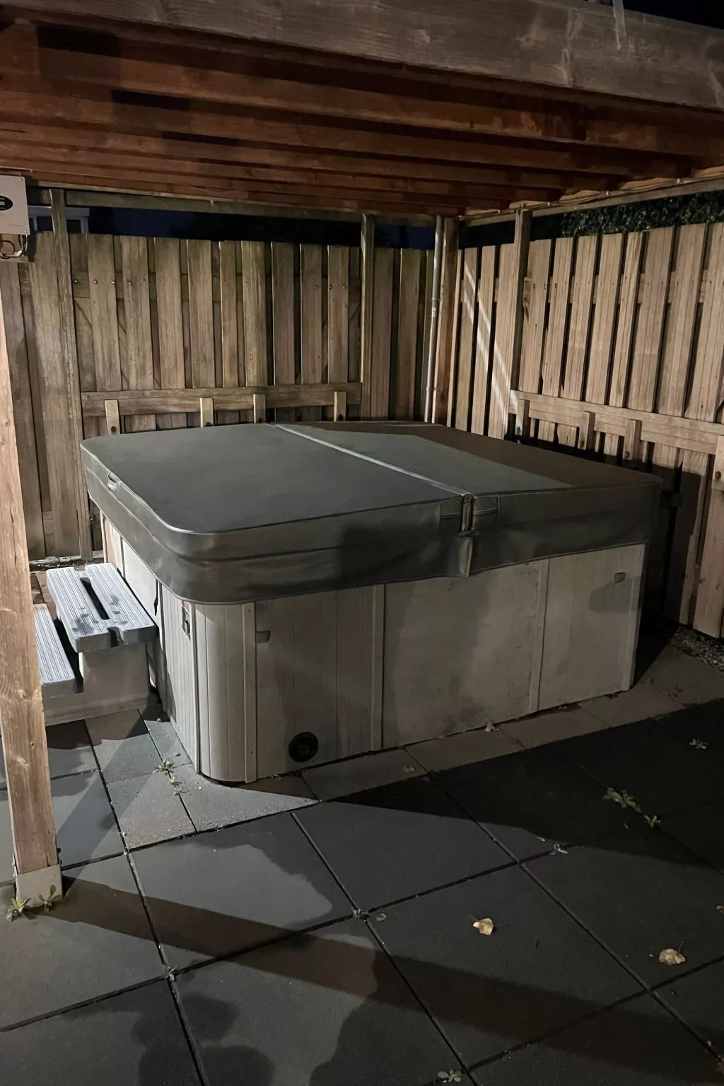 "Wellness-Ferienhaus"-Buiten