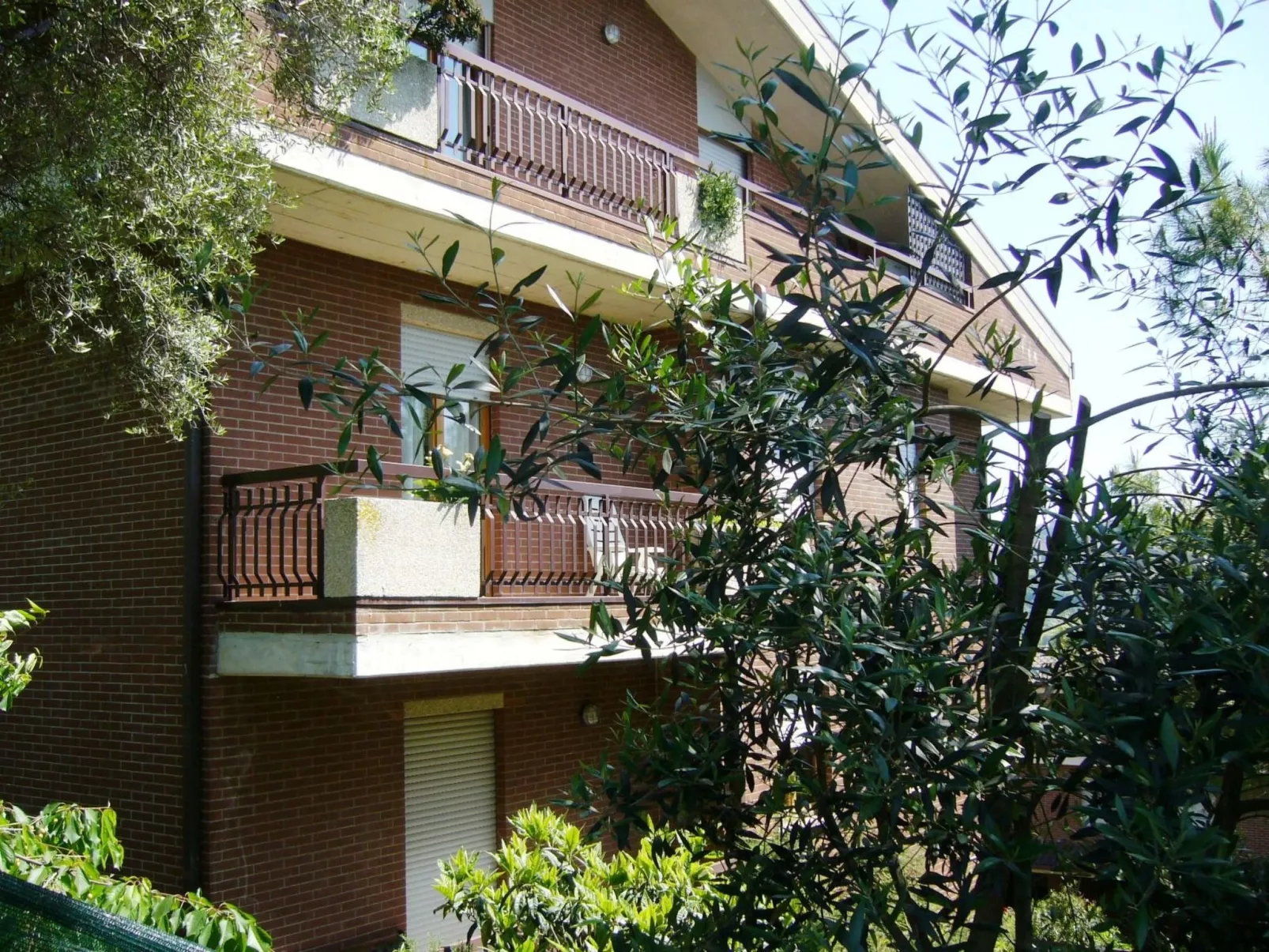 NICE LITTLE FLAT IN THE  GREENERY  IN PERUGIA-Buiten