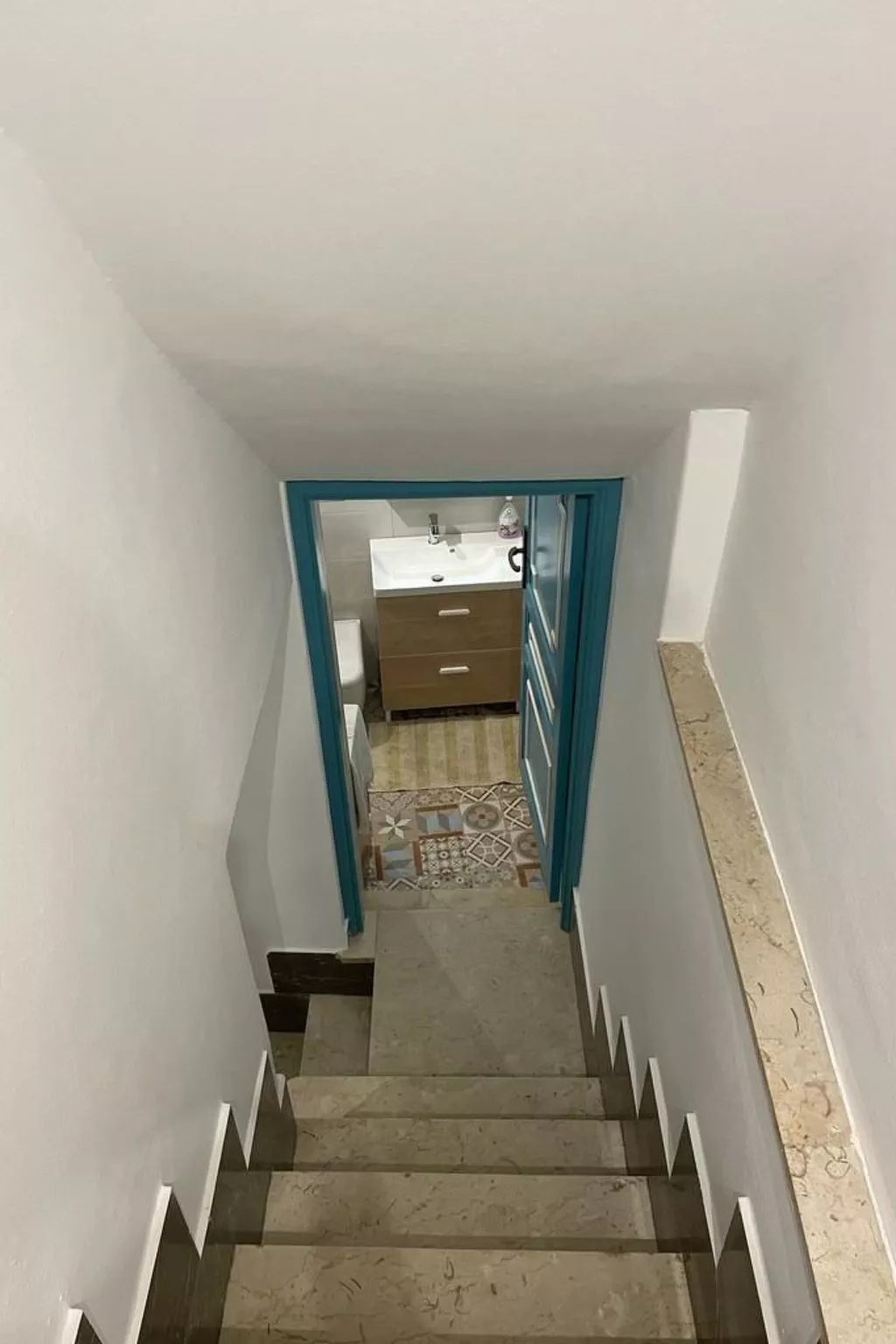 Wohnung mit Balkon-Binnen