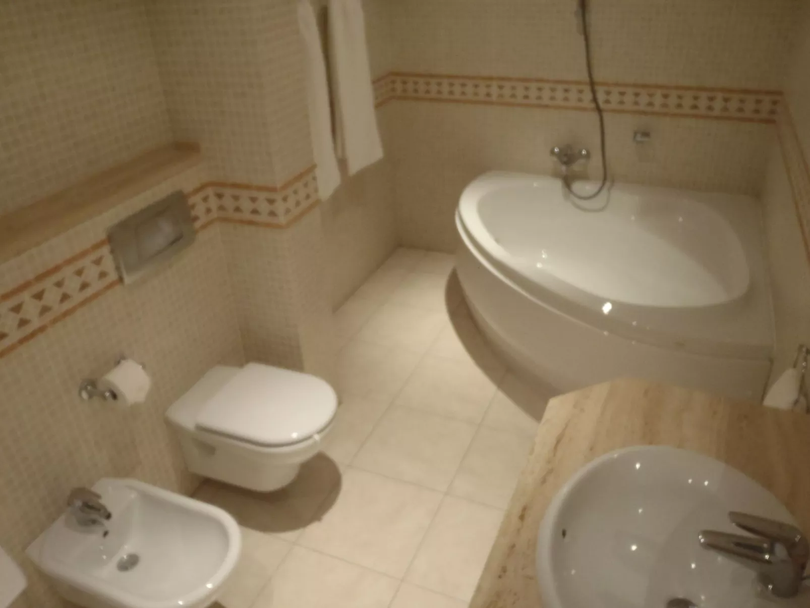 Luxuriöse Ferienwohnung mit Sonnenterrasse-Binnen