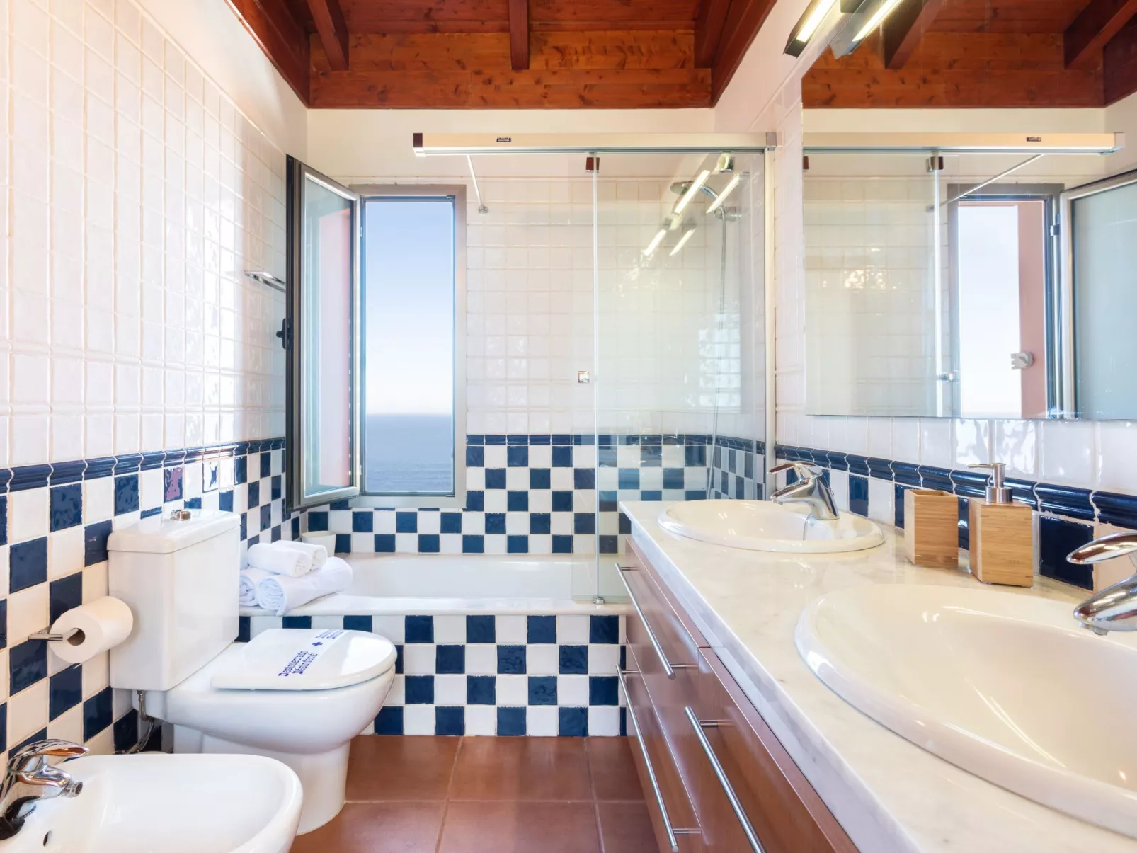 Für 3 Personen und 1 Kind in Juan Fernández, Teneriffa (Nordküste von Teneriffa-Binnen