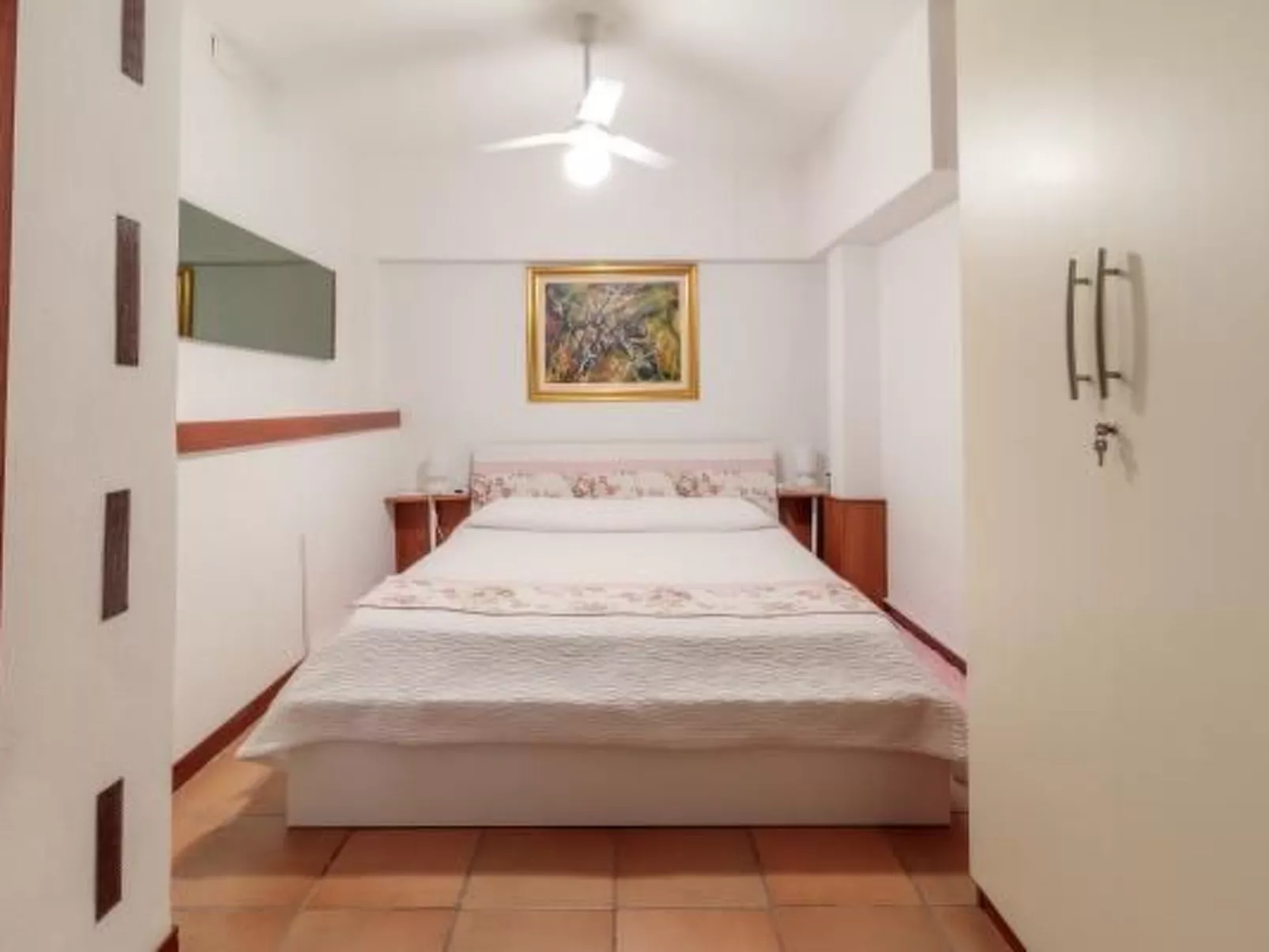 Zyklopenhaus. Erstaunliche Aussicht und privates Mini-Spa-Binnen