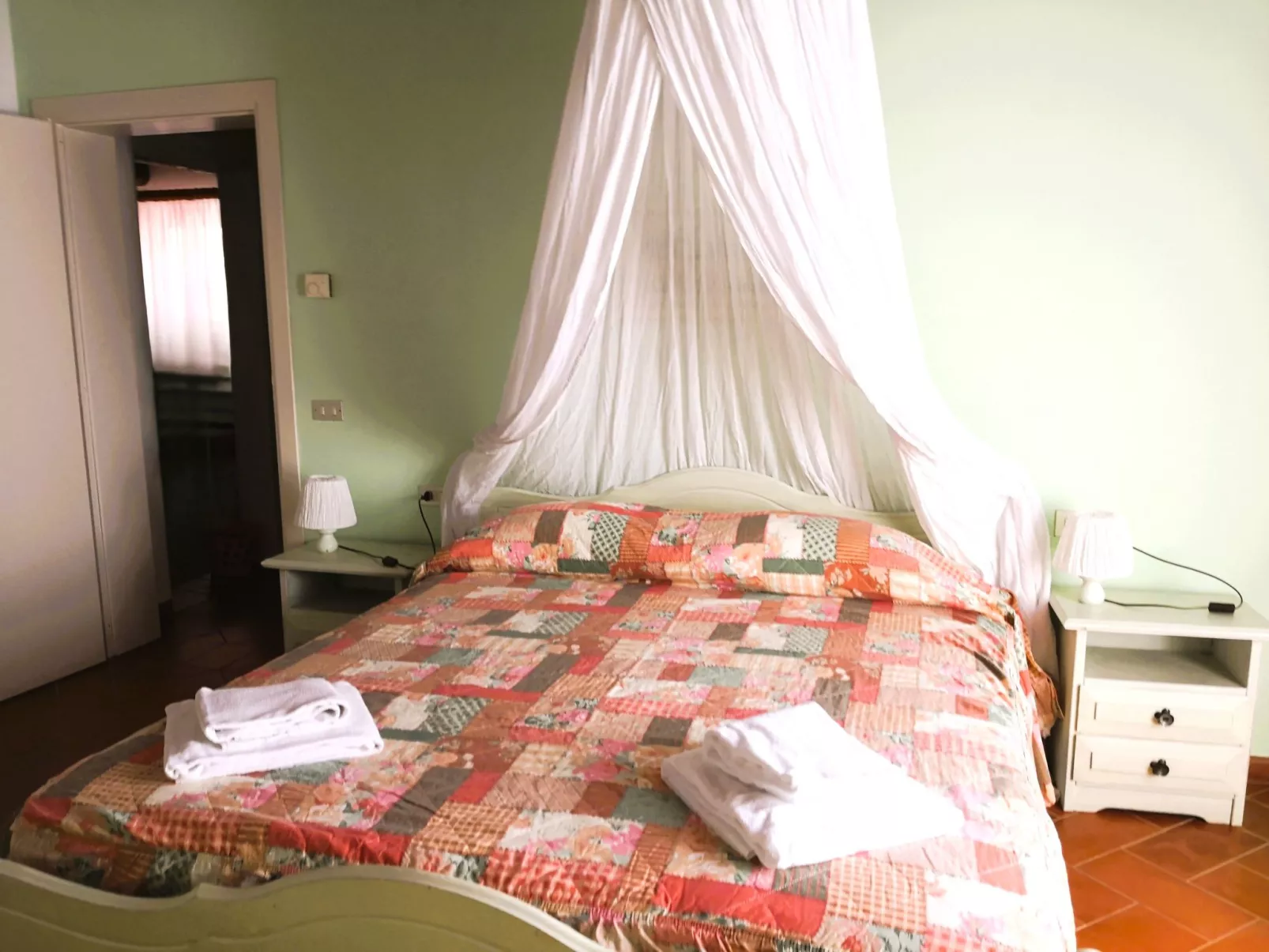 Vier-Zimmer-Wohnung Collelungo mit 1 Badezimmer-Binnen