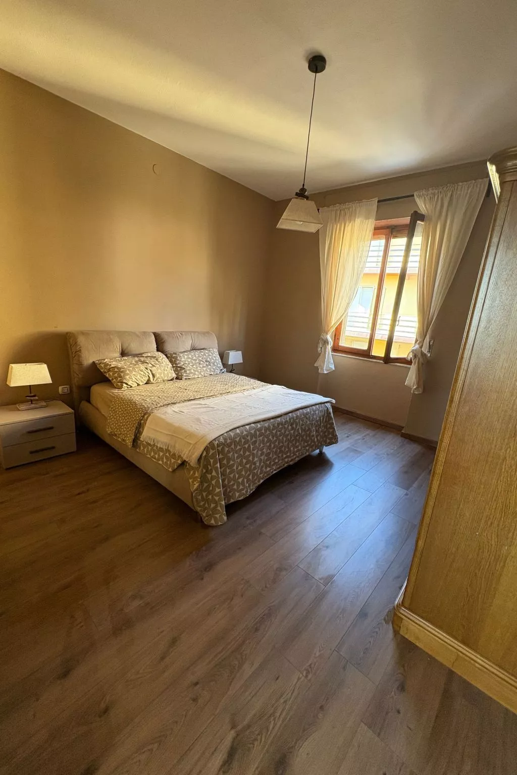 Zeit für Jazz "2BR Apt Nr S.Teodoro"-Image-tags.info