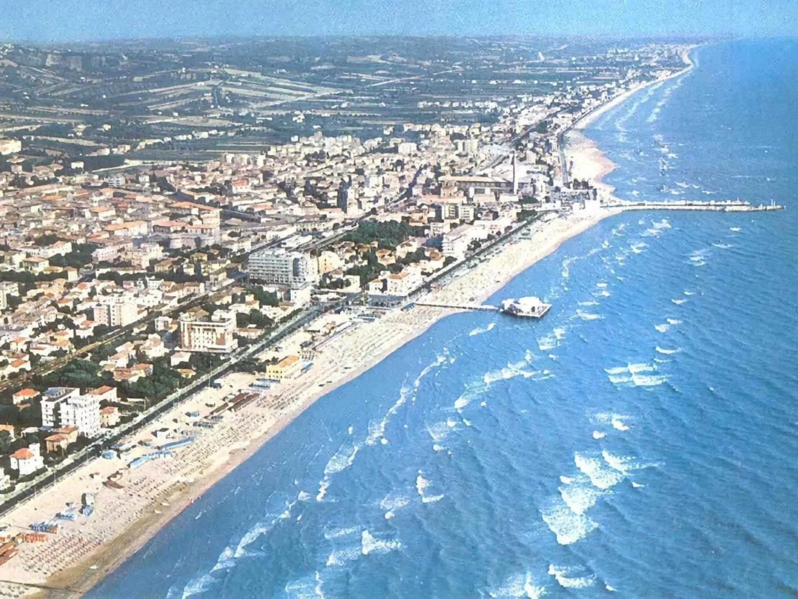 OWL Apartment - Pool - Ansichten - Kunst-Buiten