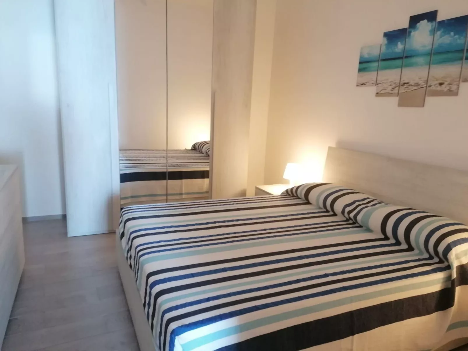 Drei-Zimmer-Wohnung mit Meerblick-Binnen