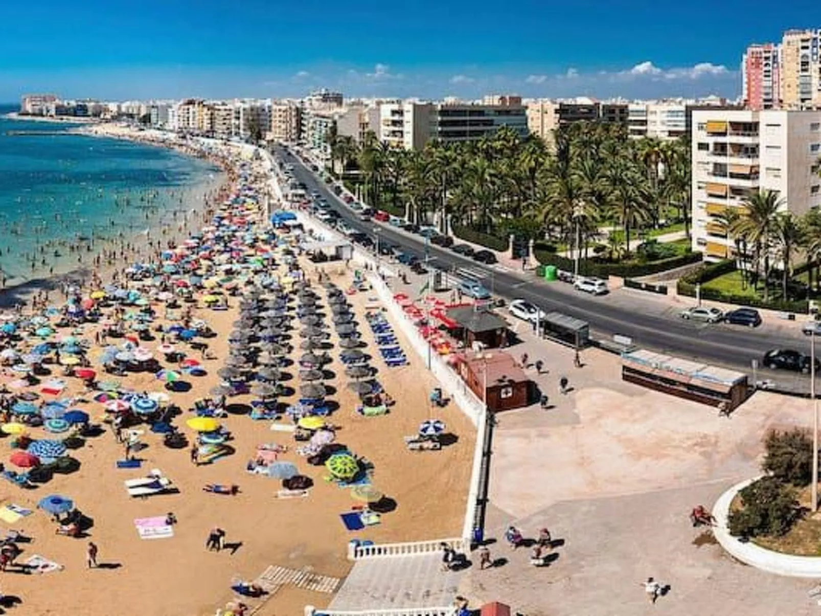 Das beste Haus große Terrasse Strand und Bars-Buiten
