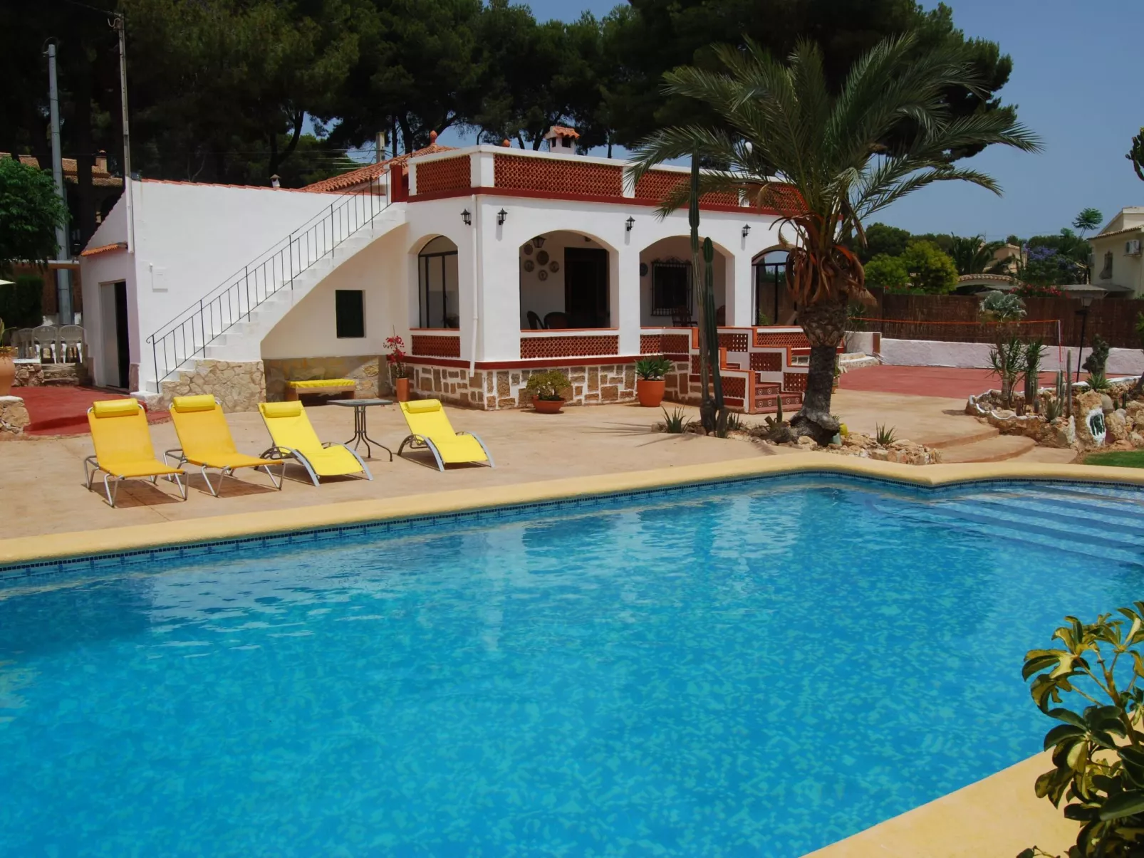 Ferienvilla, Seeblick, privater Pool und Parkplatz-Image-tags.info