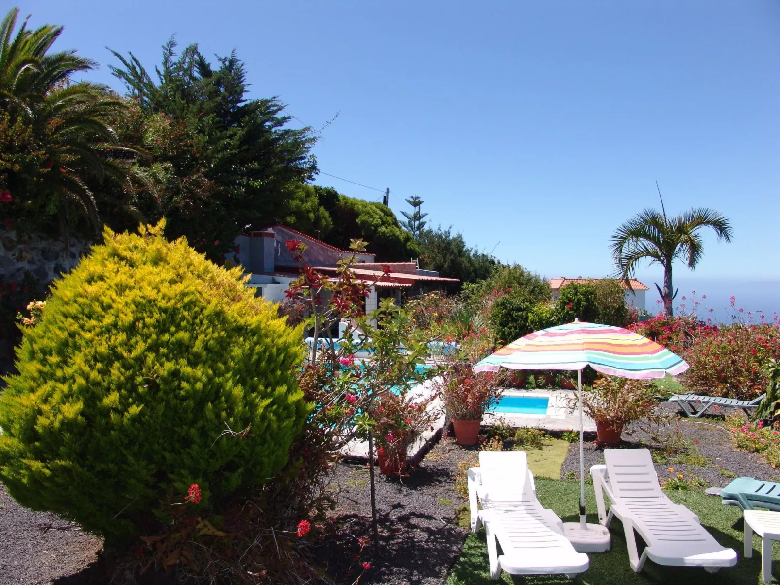 Für 4 Personen ca. 50 m&sup2; in La Punta, La Palma (Westküste von La Palma)-Buiten