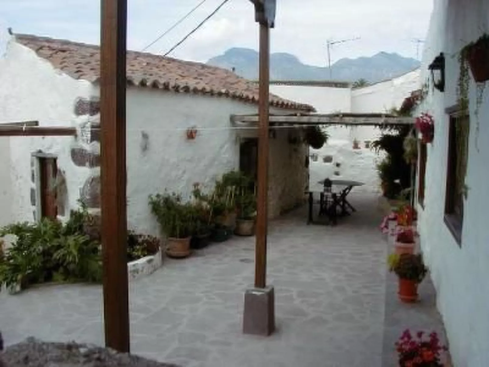 Schönes Ferienhaus mit 2 Wohnungen-Buiten