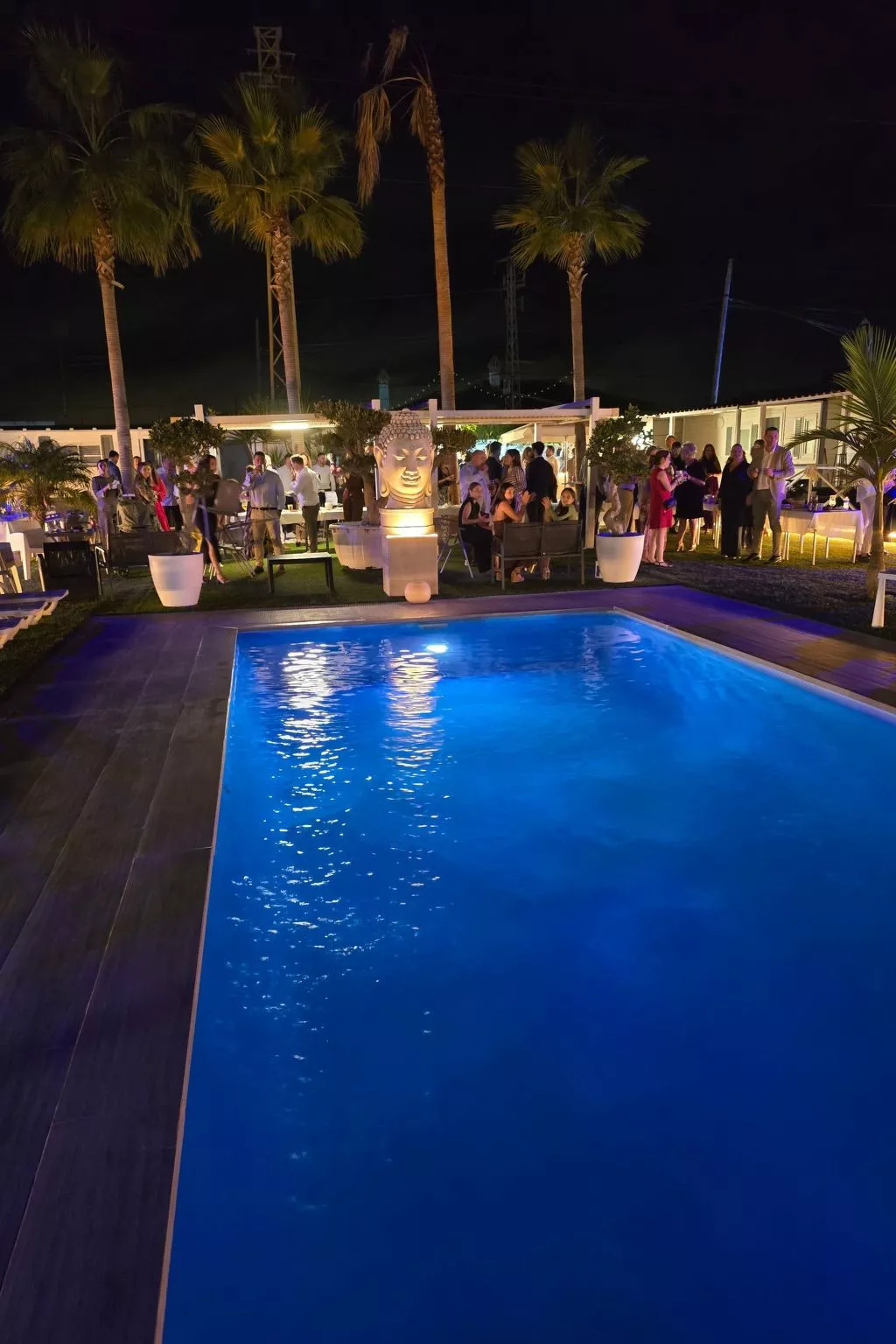 Bungalow Buda Strand-Image-tags.info