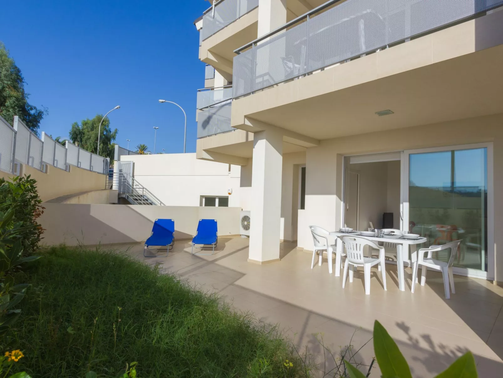 Appartamento con 3 camere al piano terra