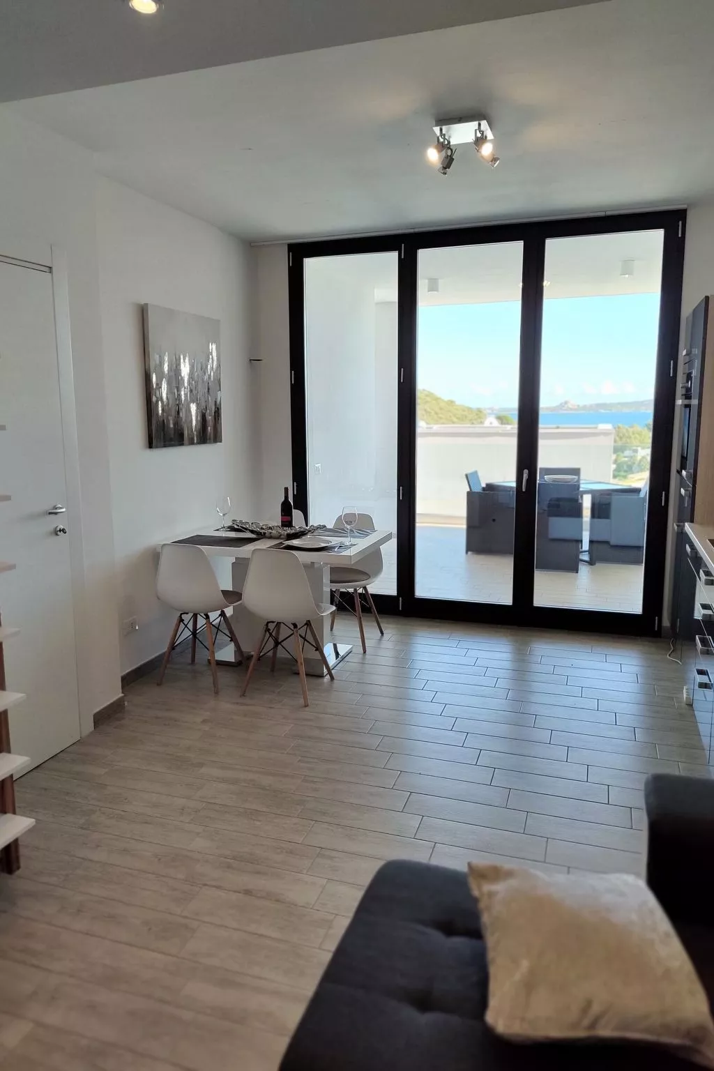 Wohnung mit Terrasse-Binnen