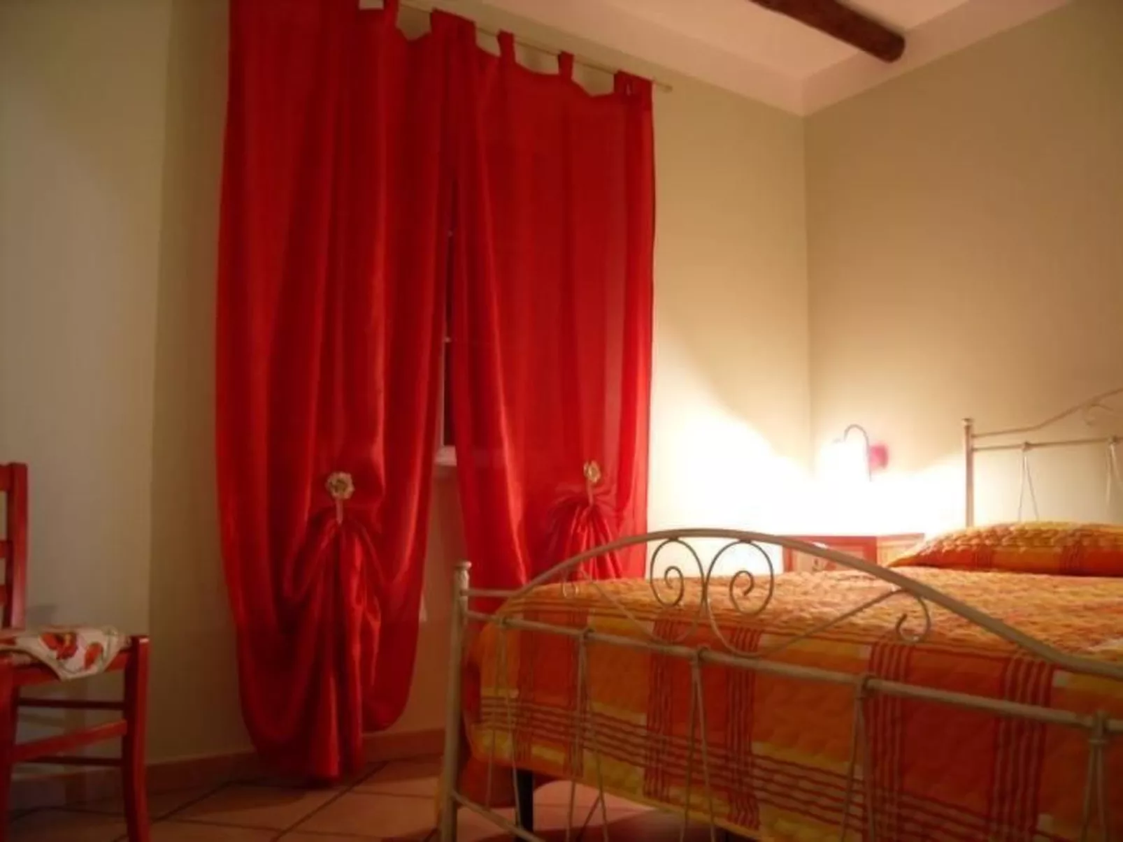 Villa im Grünen mit Schwimmbad, in der Nähe des Meeres-Image-tags.info