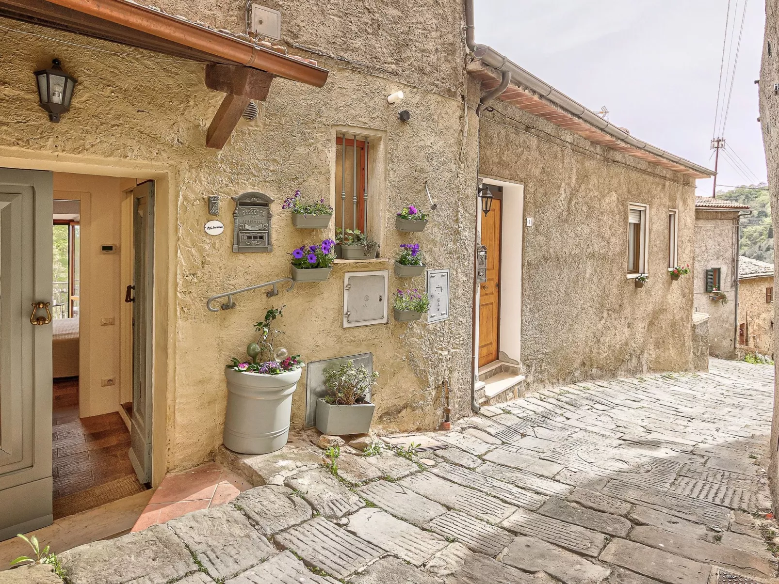 Charmante toskanische Wohnung mit Balkon und Blick.-Buiten