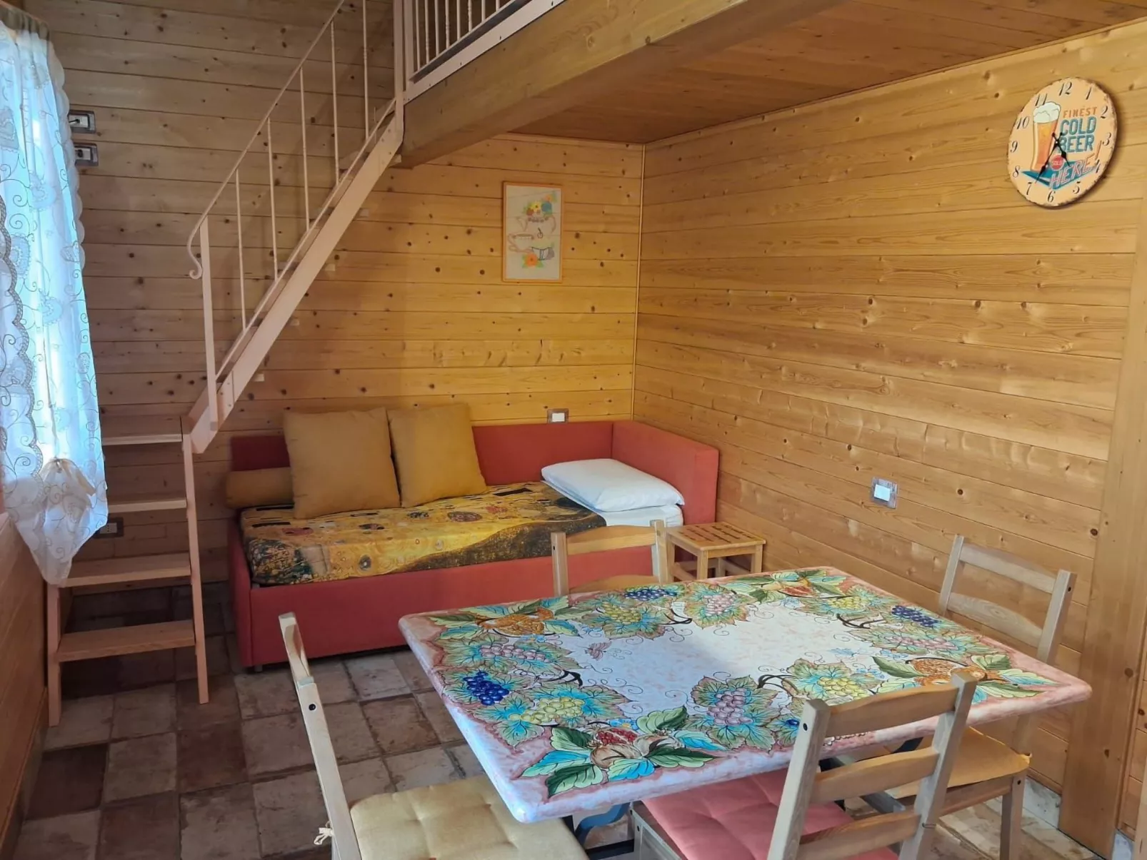 'Vindemia la salmon-Binnen