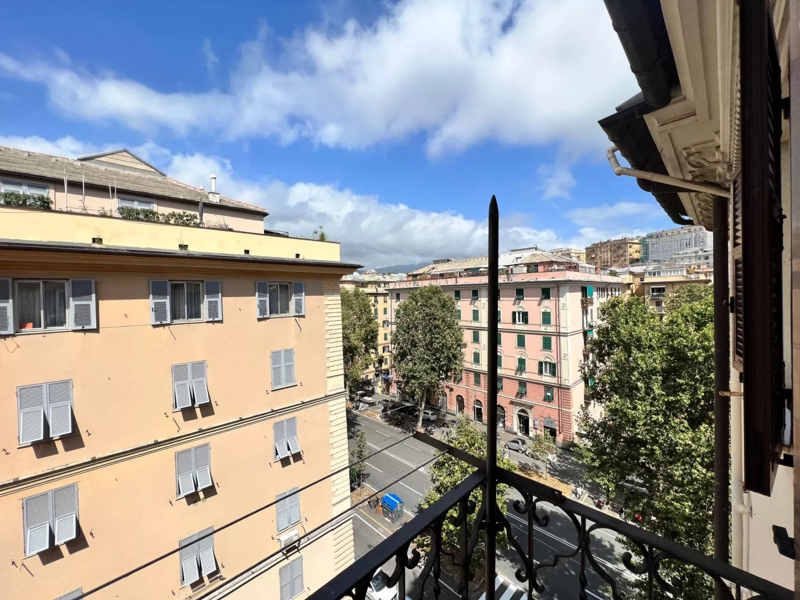 'La Superba' mit Balkon-Buiten