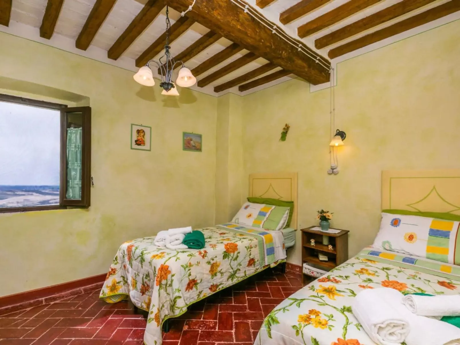 Vier-Zimmer-Wohnung 2 Bäder mit Schwimmbad zur alleinigen Nutzung-Binnen