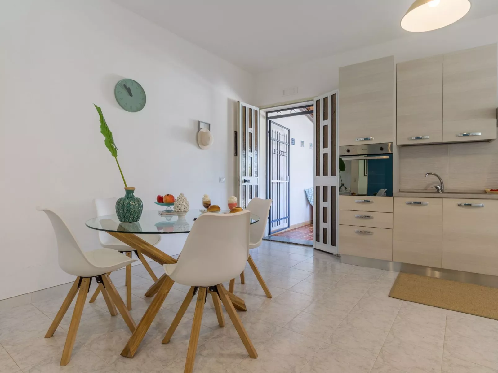 Kairòs, Wohnung 10 m vom Sandstrand entfernt-Binnen