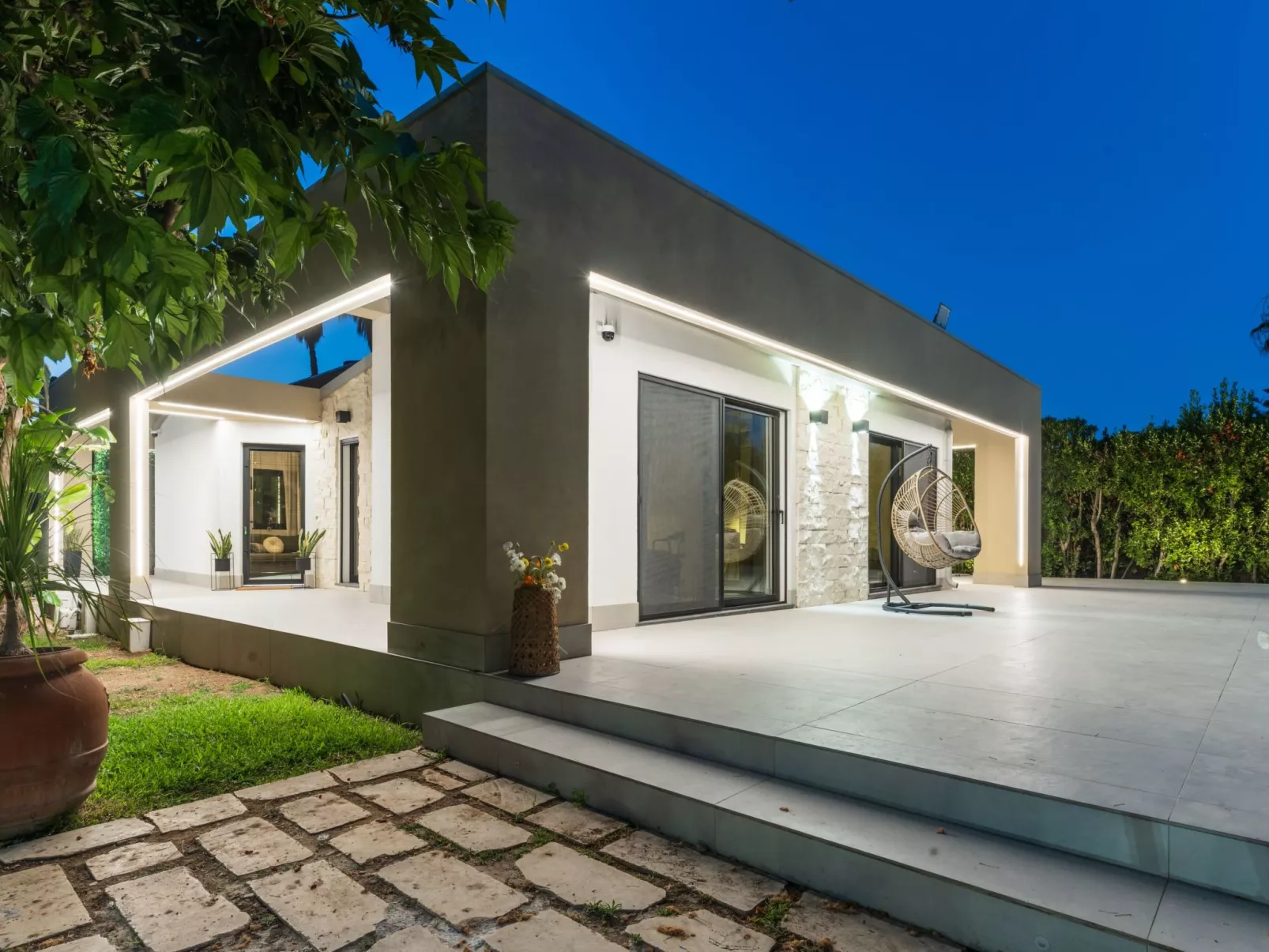 Nereide, Luxusvilla mit Pool am Meer-Binnen