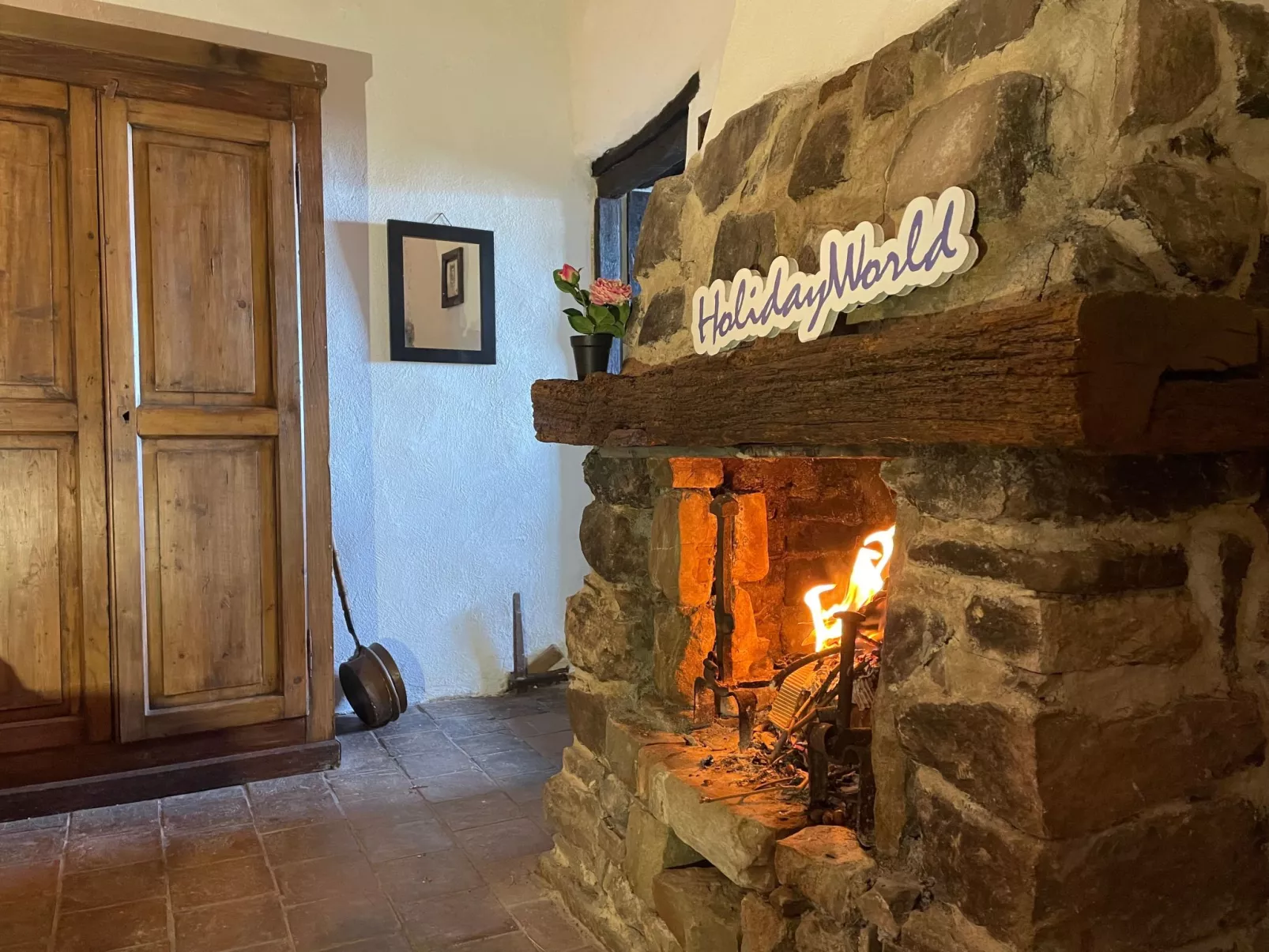 Lovers Nest by Holiday World-Binnen