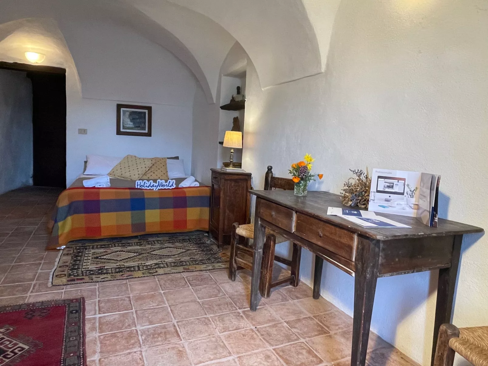 Couples' Delight by Holiday World-Binnen