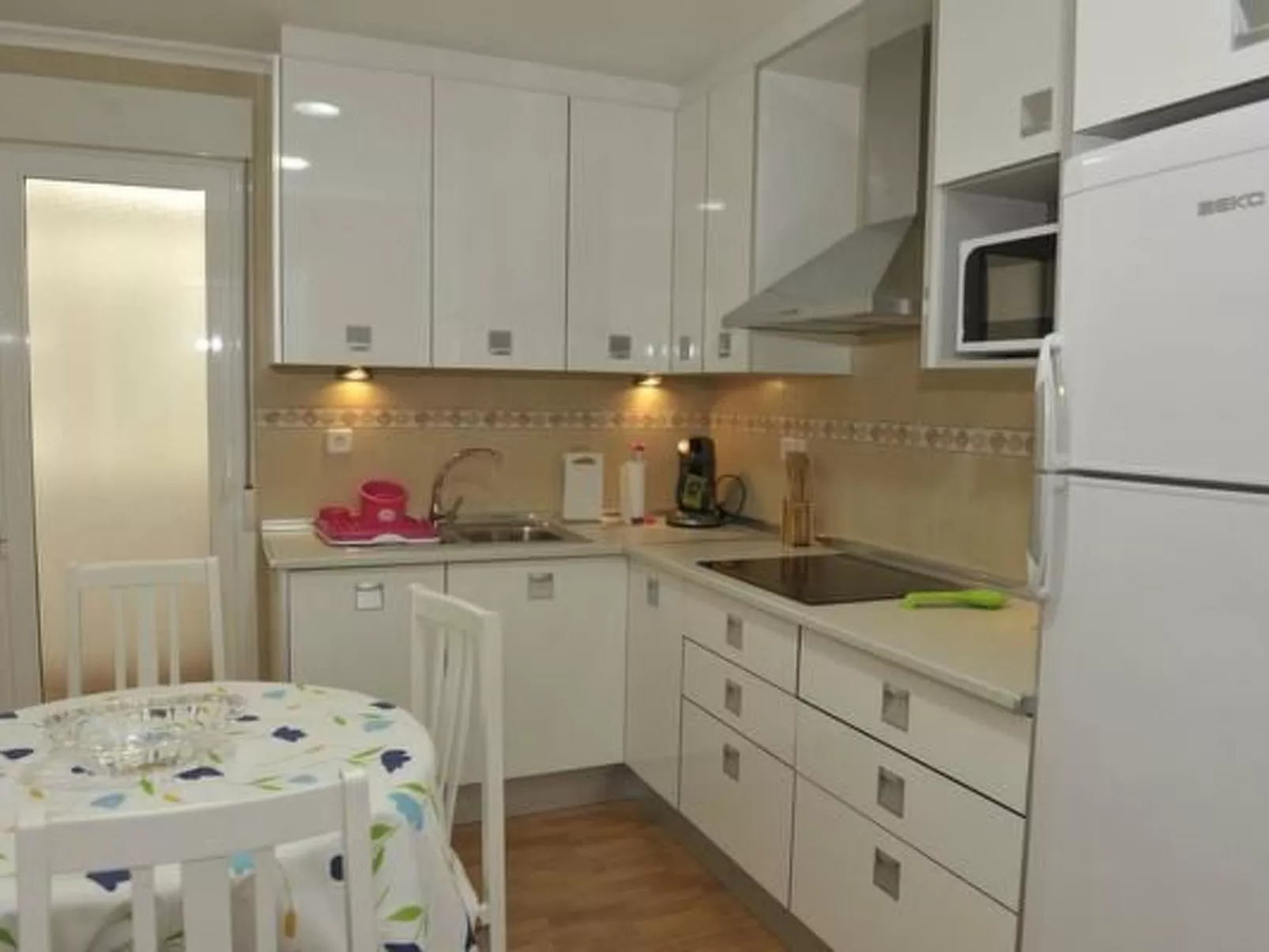 "Yovalu1" mit Balkon-Binnen