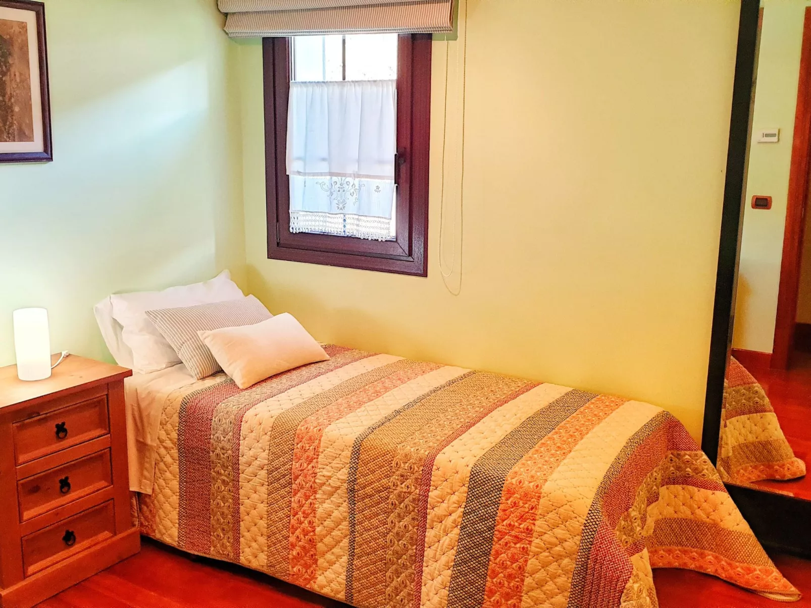 Villa Lucas mit Gartenterrasse und Schwimmbad-Binnen