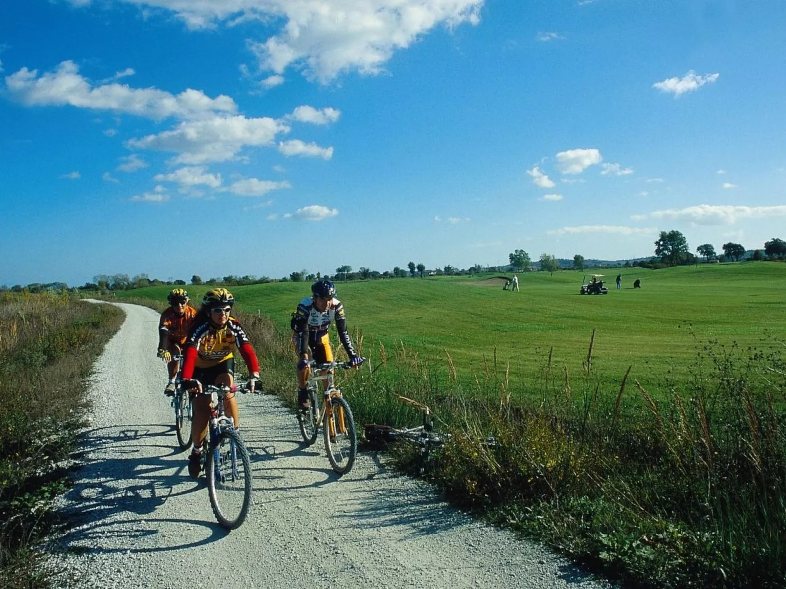 3-Zimmer-Villa, Erdgeschoss, 2 Gärten, Klima-Binnen
