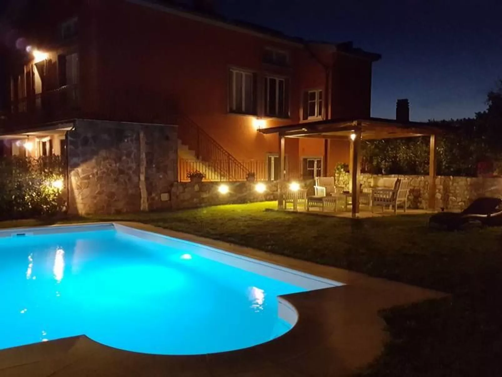 Villa 'Monticello' mit eigenem Pool-Binnen