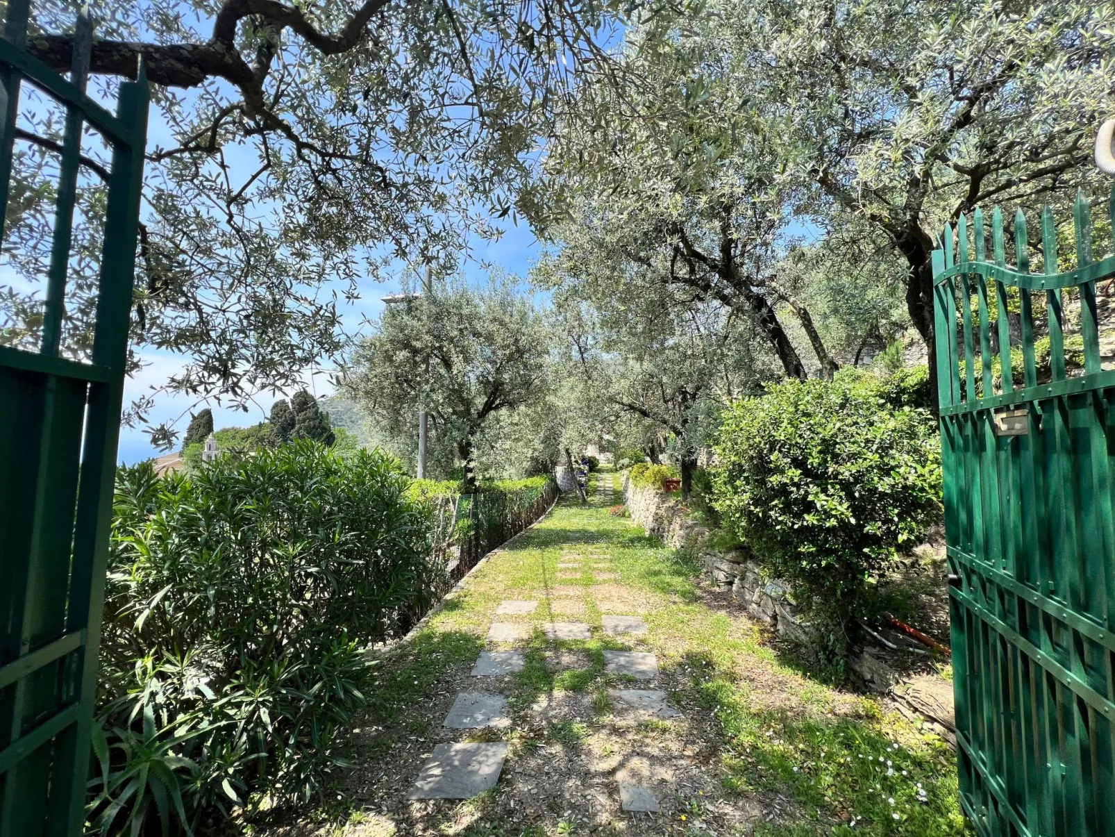 Gemütliche, helle Ferienwohnung Leda-Buiten