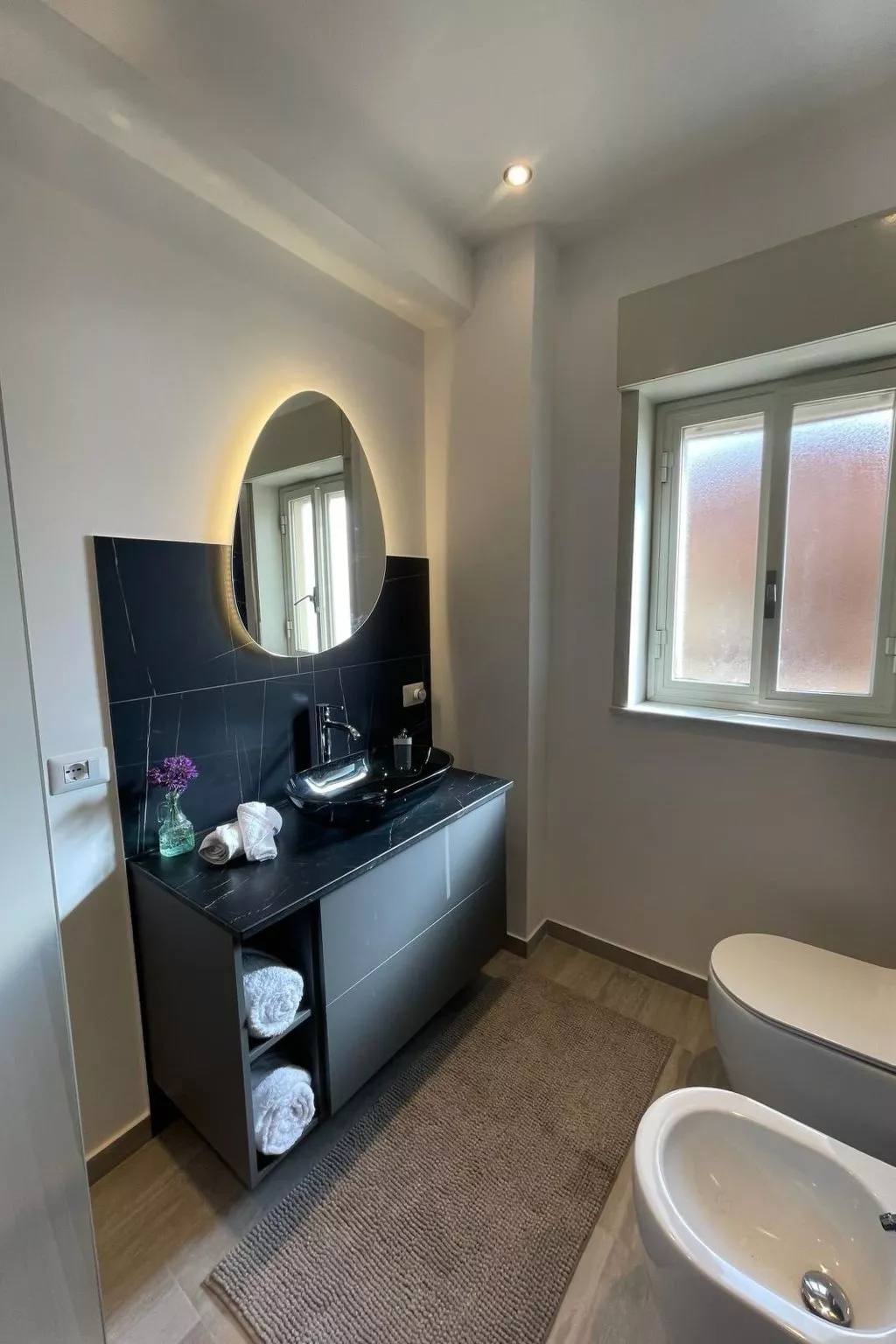 Cocciu D'Amuri-Binnen