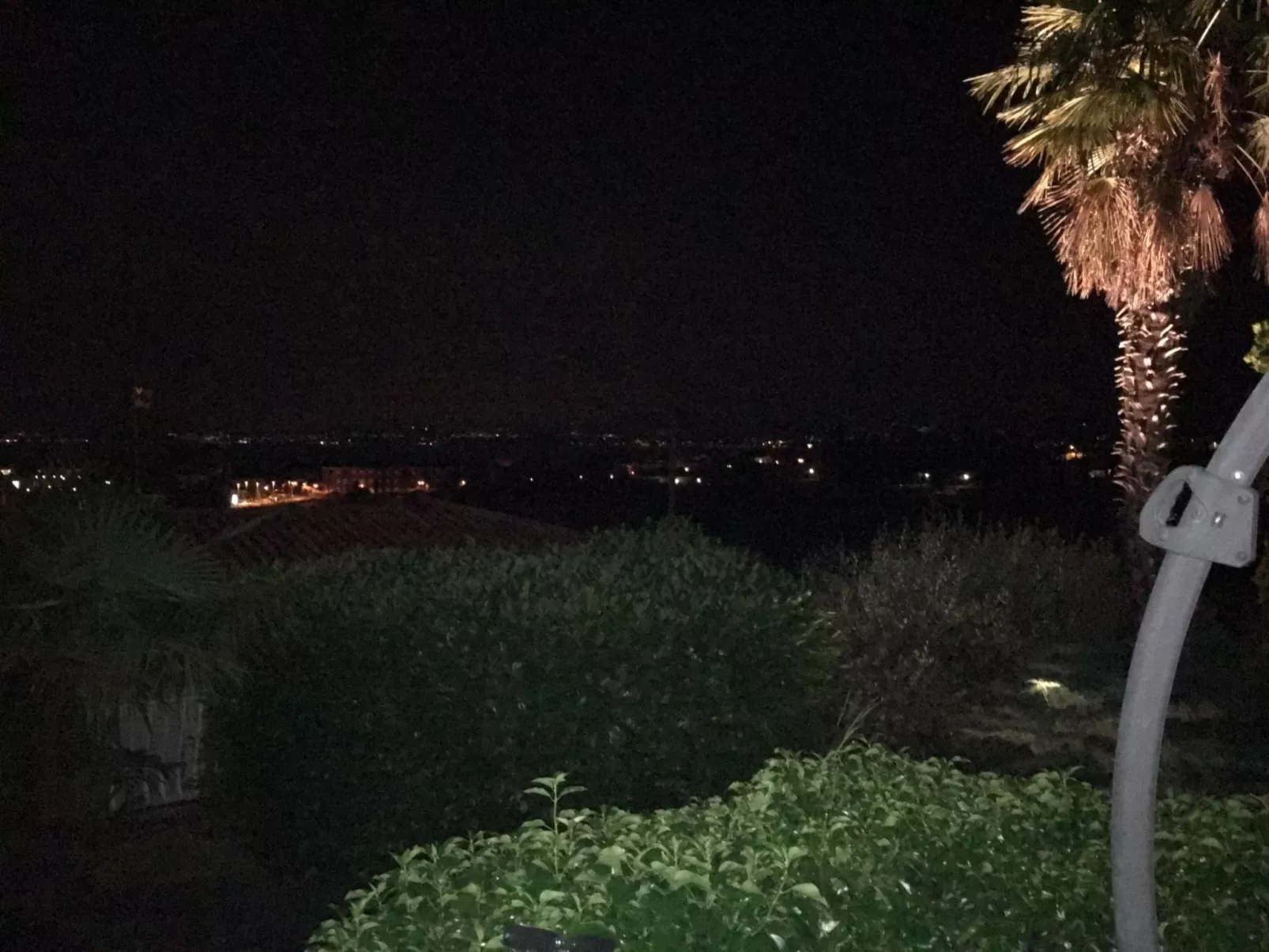 Villetta Montavolo in traumhafter Panoramalage-Buiten