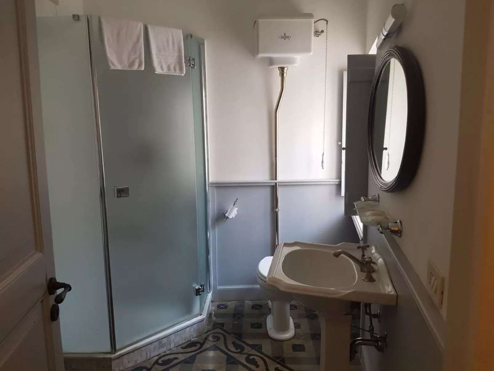 Ca di Ni - Vierzimmerwohnung-Binnen