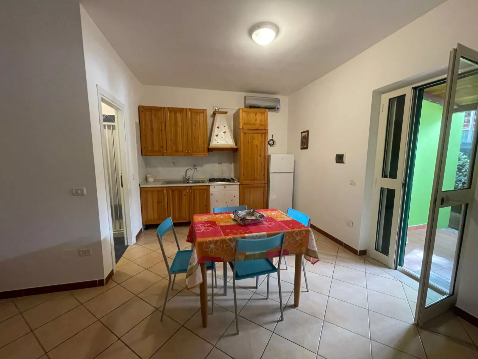 Gemütliche Wohnung in Vieste mit Grill-Binnen