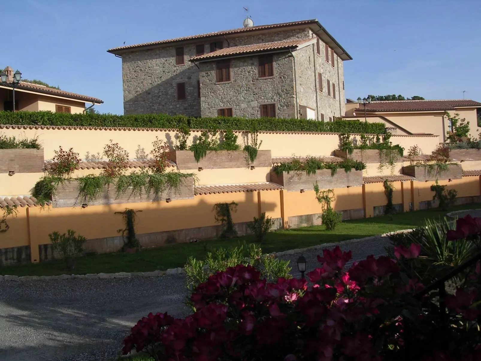 Pieve pomaia trilo flach-Image-tags.info