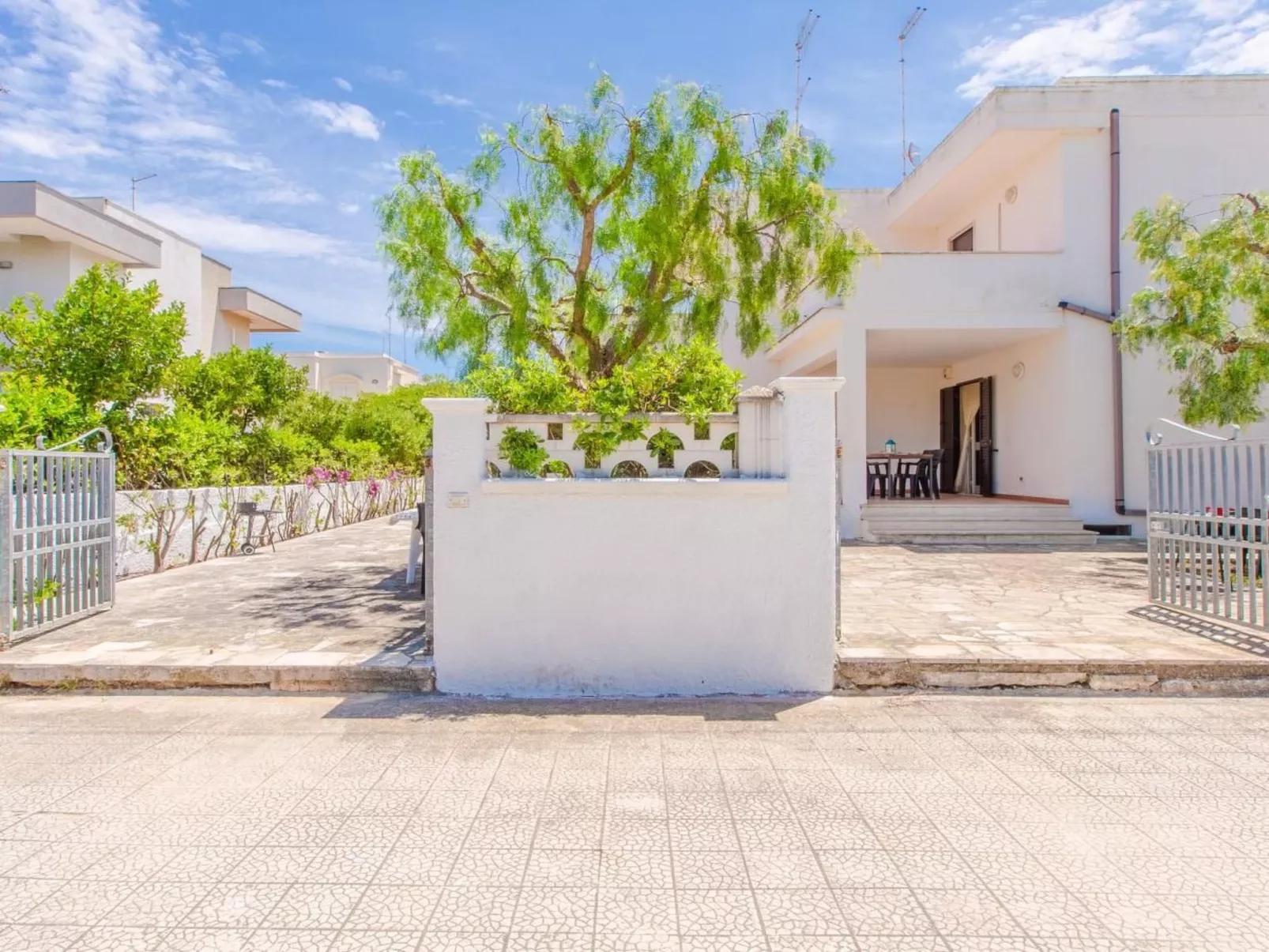 Villa Orchidea am Meer in Apulien-Image-tags.info