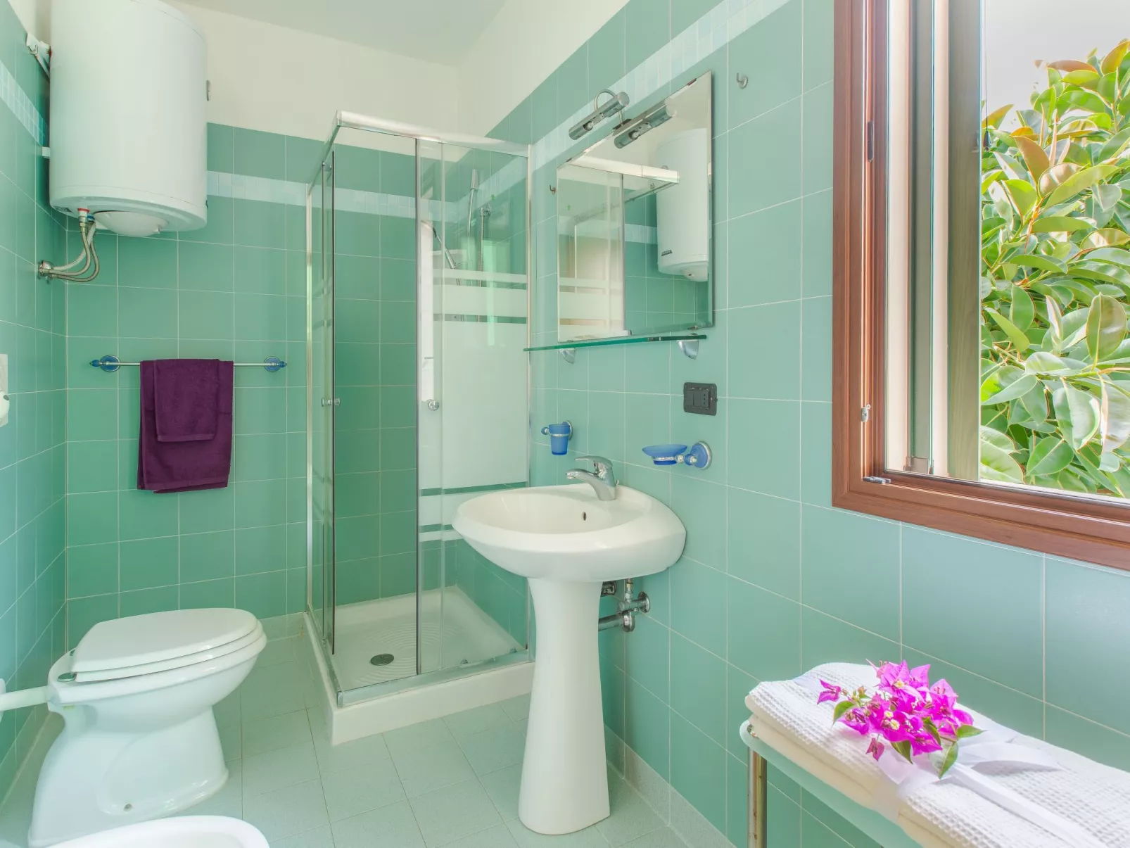 Flacher Rasen rechts-Binnen