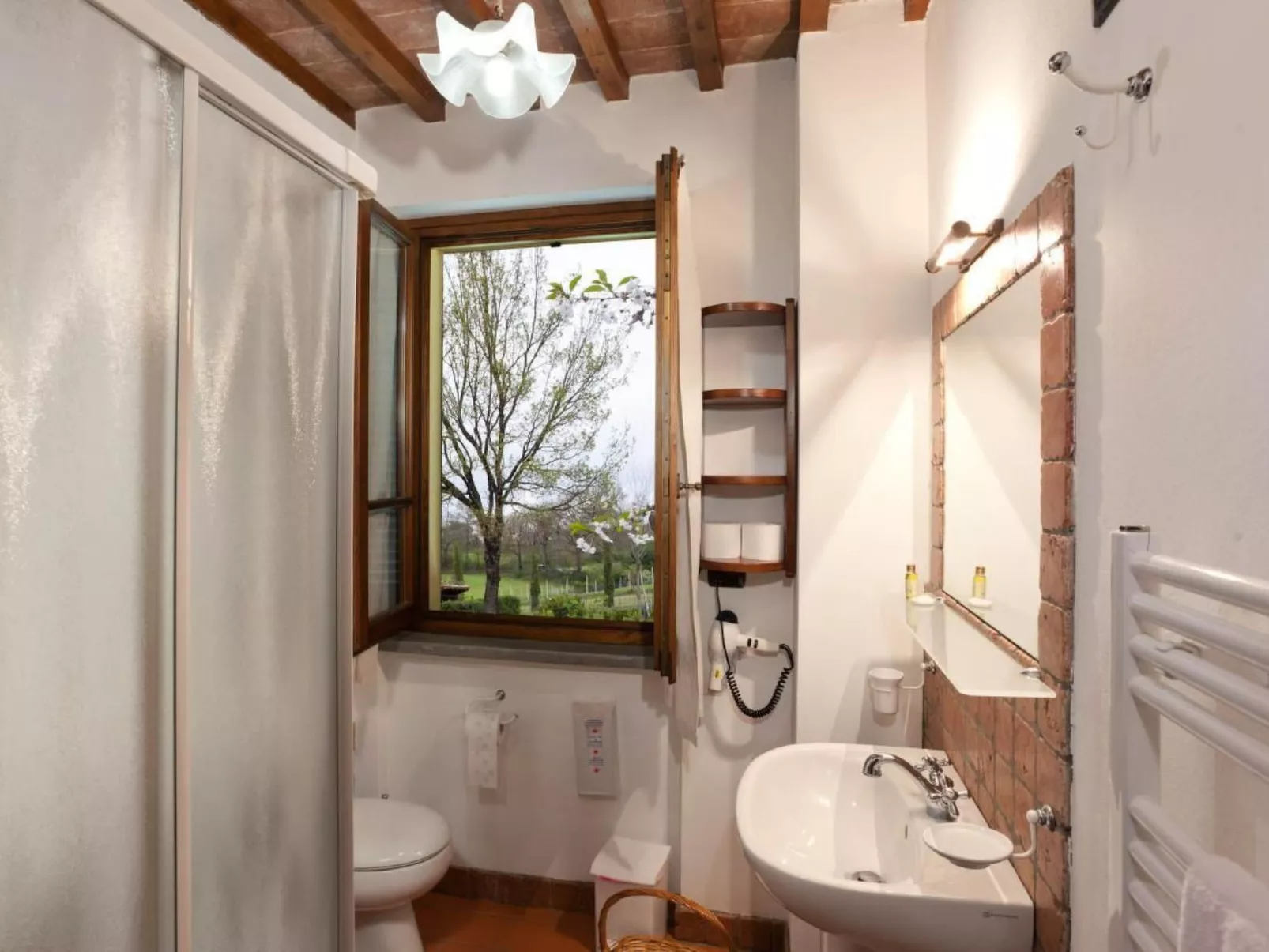 Villa Ferraguzzo in der Toskana mit Pool, Klimaa-Binnen