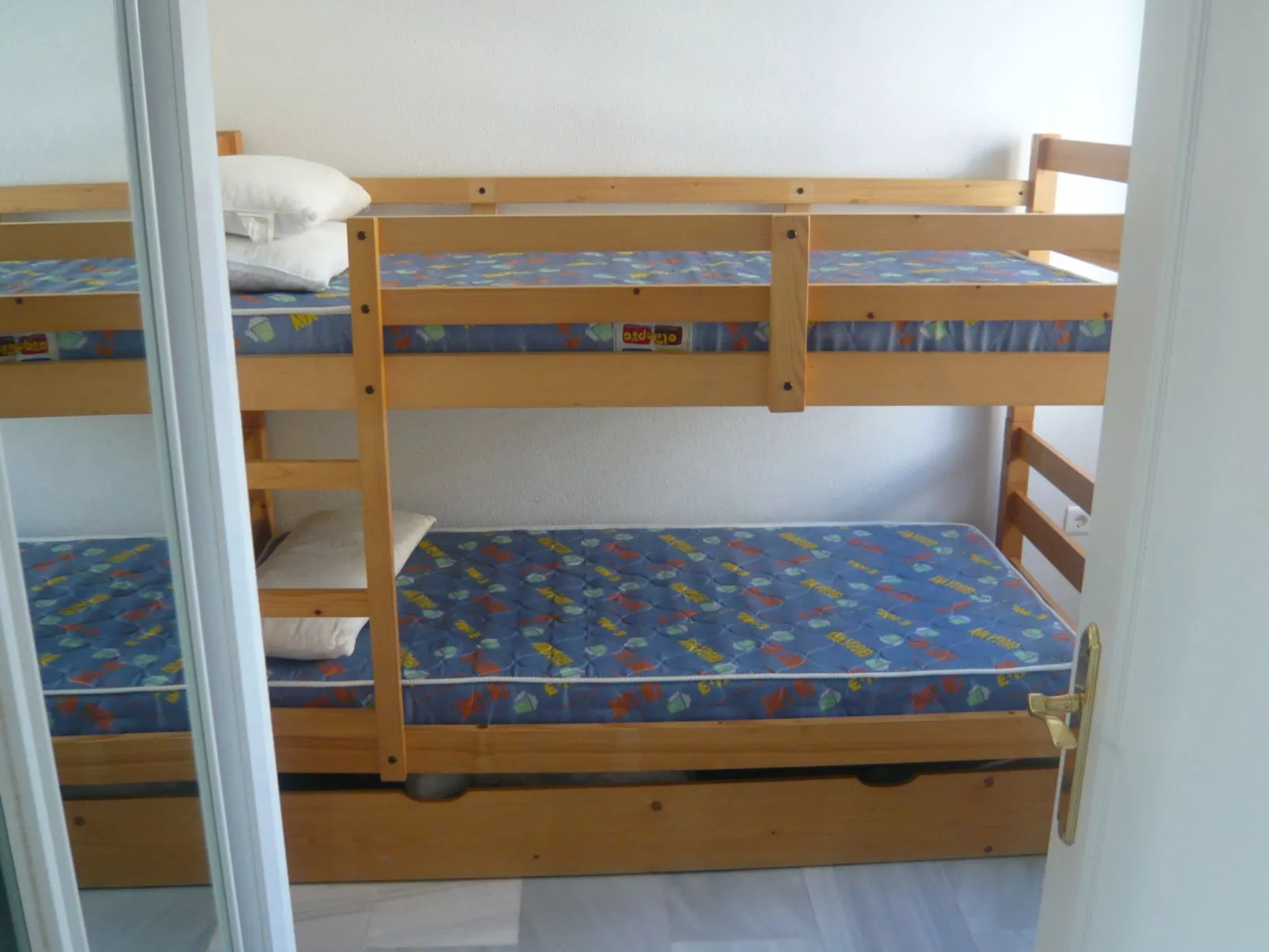 Mit Blick auf das Wasser-Image-tags.info