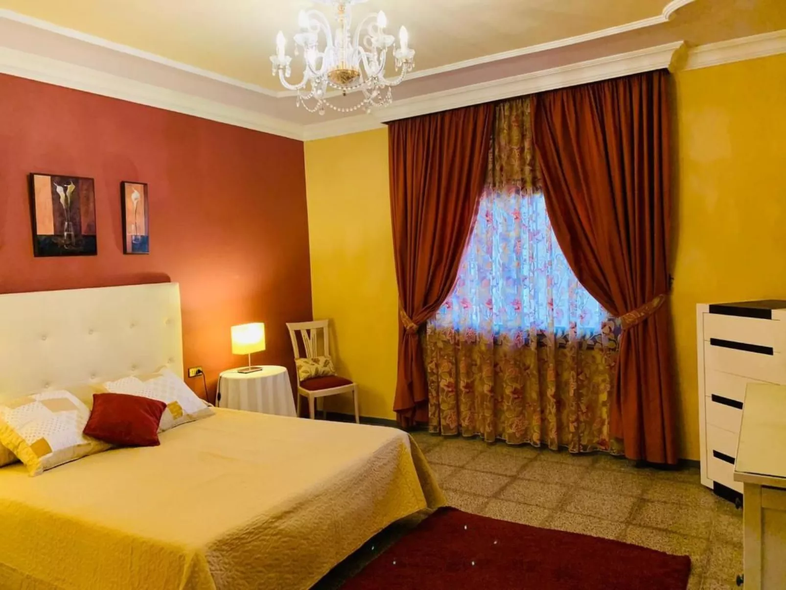 "Floratere" mit Terrasse-Binnen