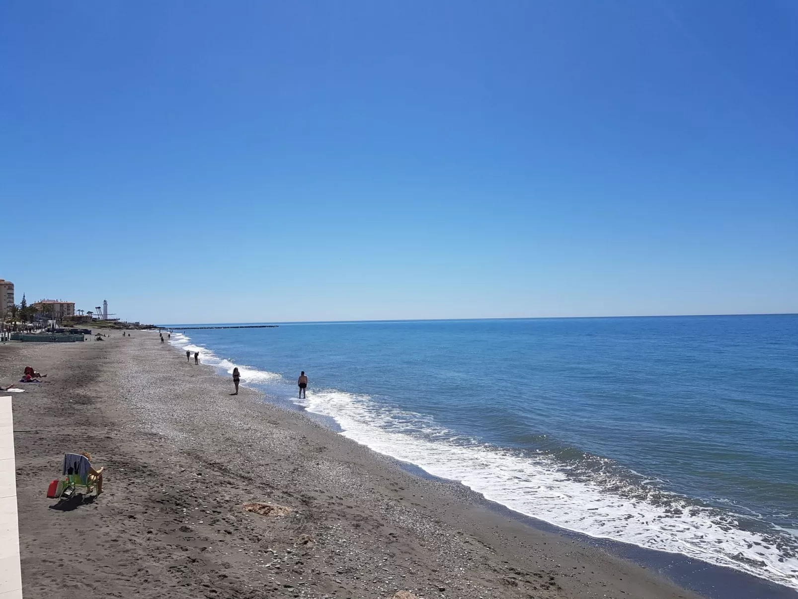 Gemütliche Wohnung in Torrox mit gemeinsamem Pool-Buiten