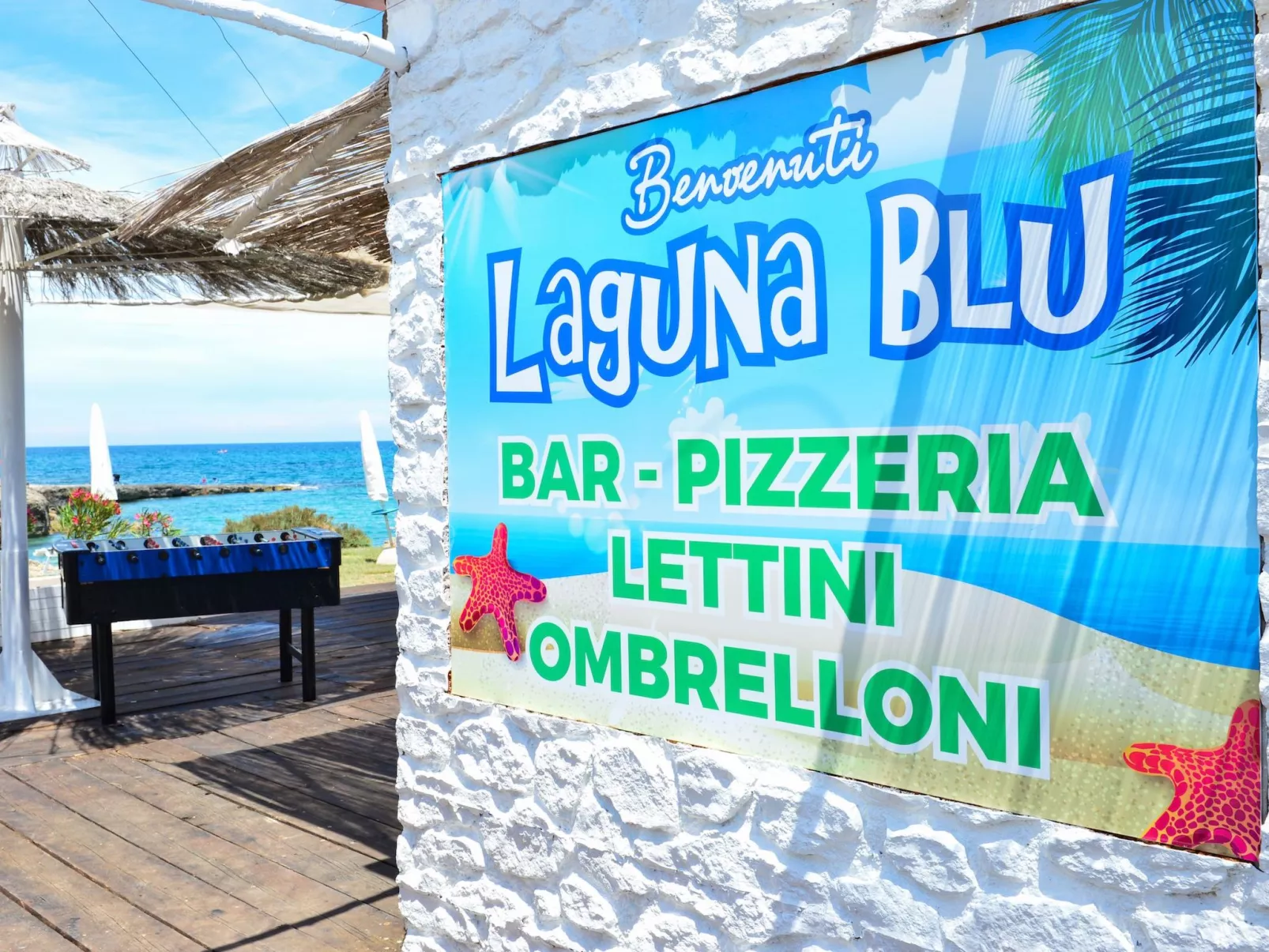 Flacher Rasen links-Binnen