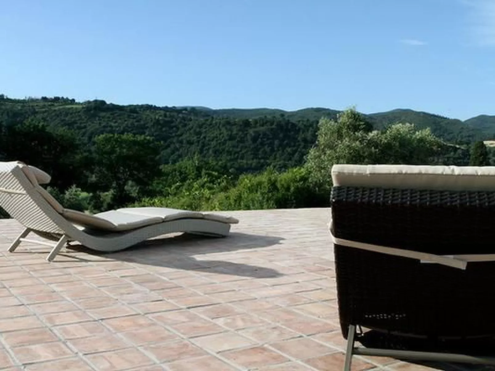 In Montescudaio mit Großem Garten-Binnen