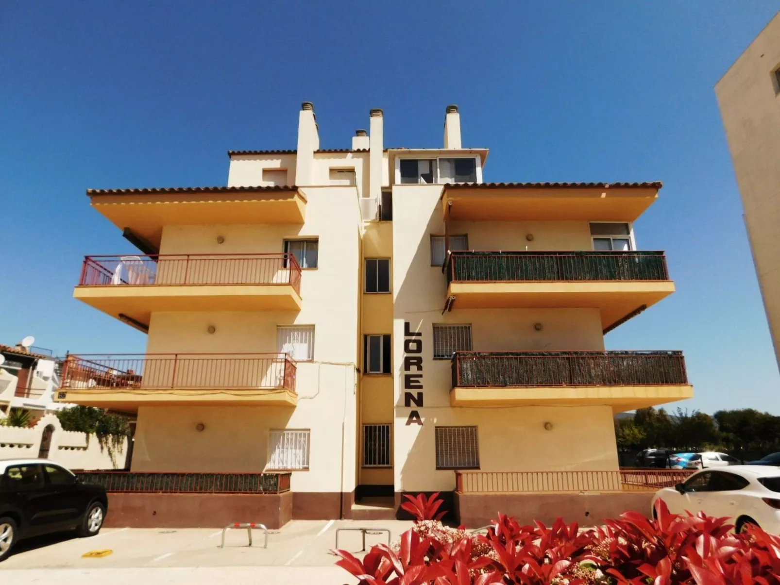Wohnung in Roses mit Großer Terrasse-Buiten