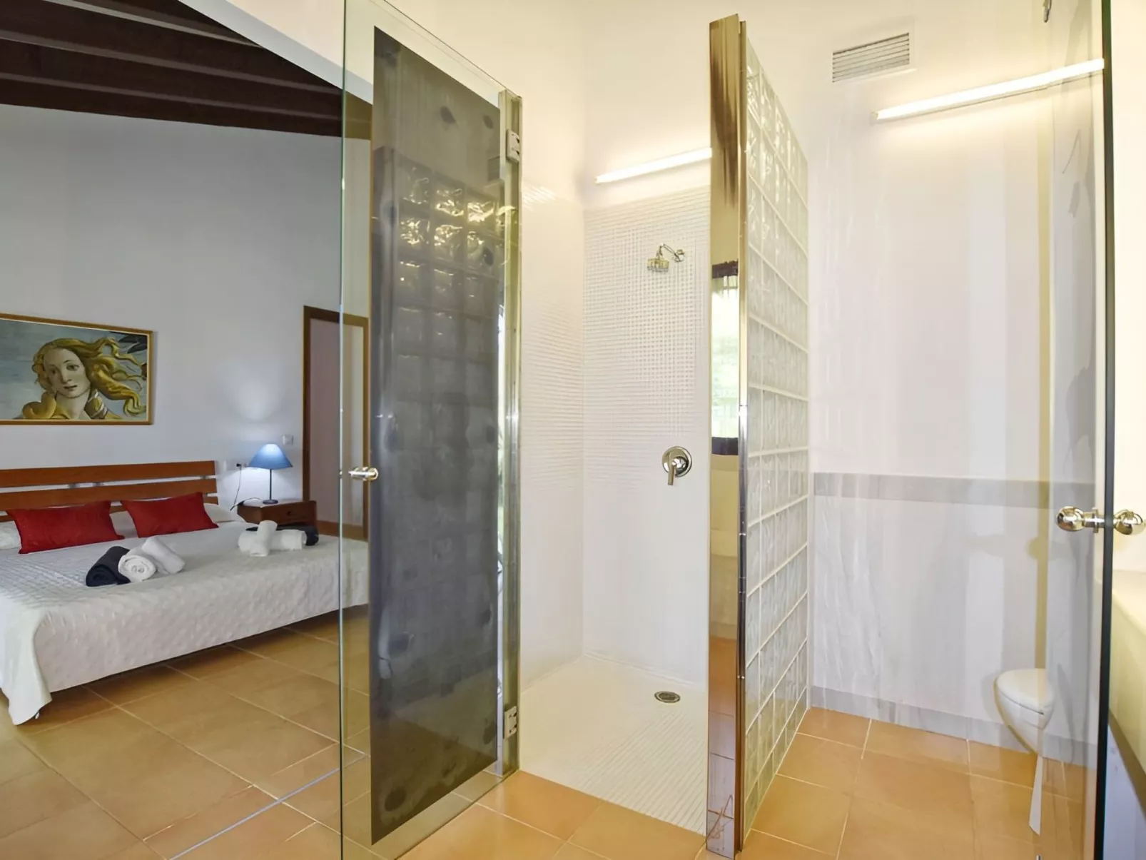 Finca in Meeresnähe mit Schwimmbad und Kinderbecken-Binnen