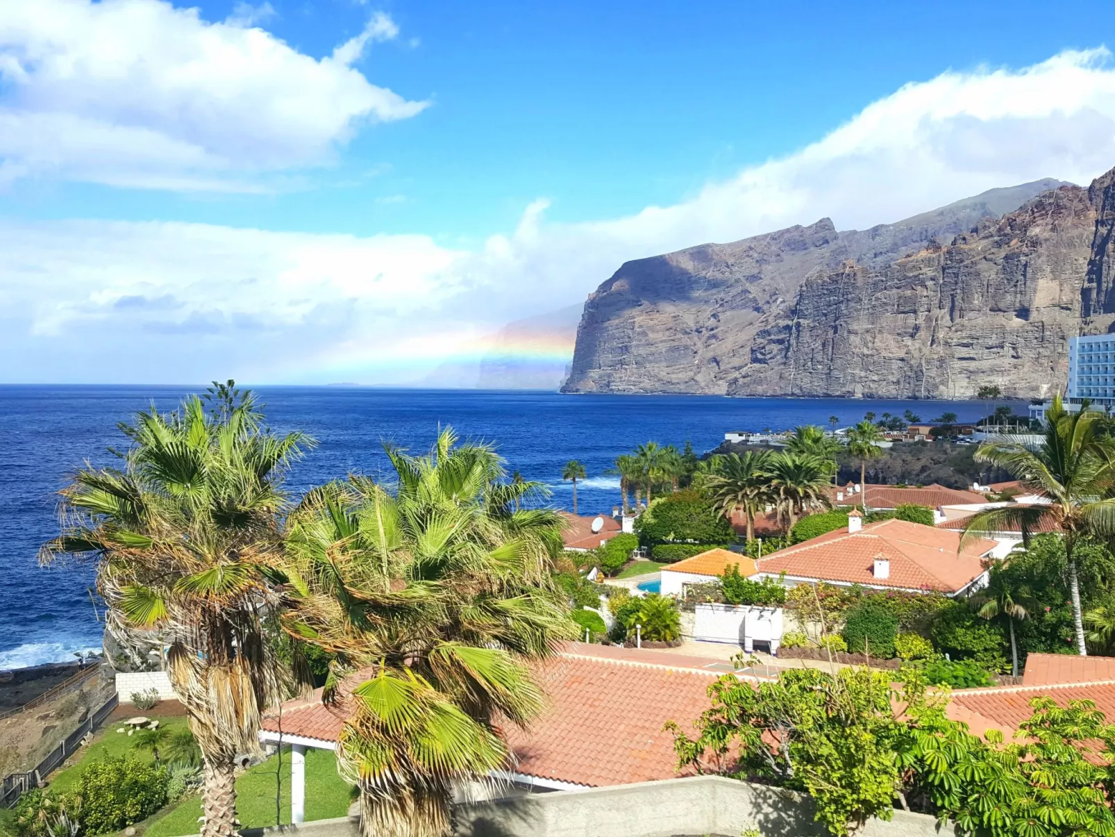 Wohnung mit Aussicht auf Meer und Klippen-Binnen
