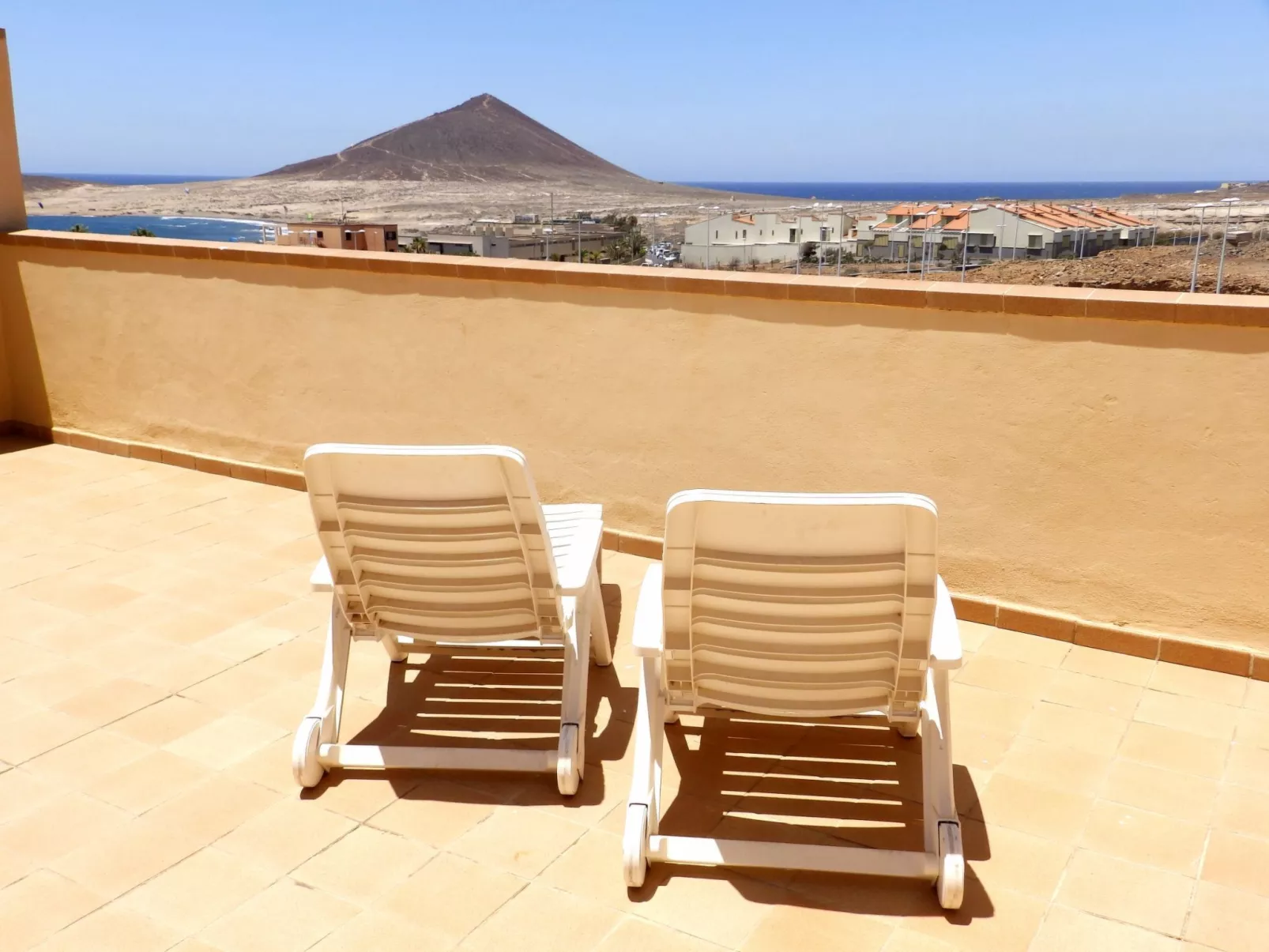 Wohnung mit Terrasse und Blick in el Medano-Binnen