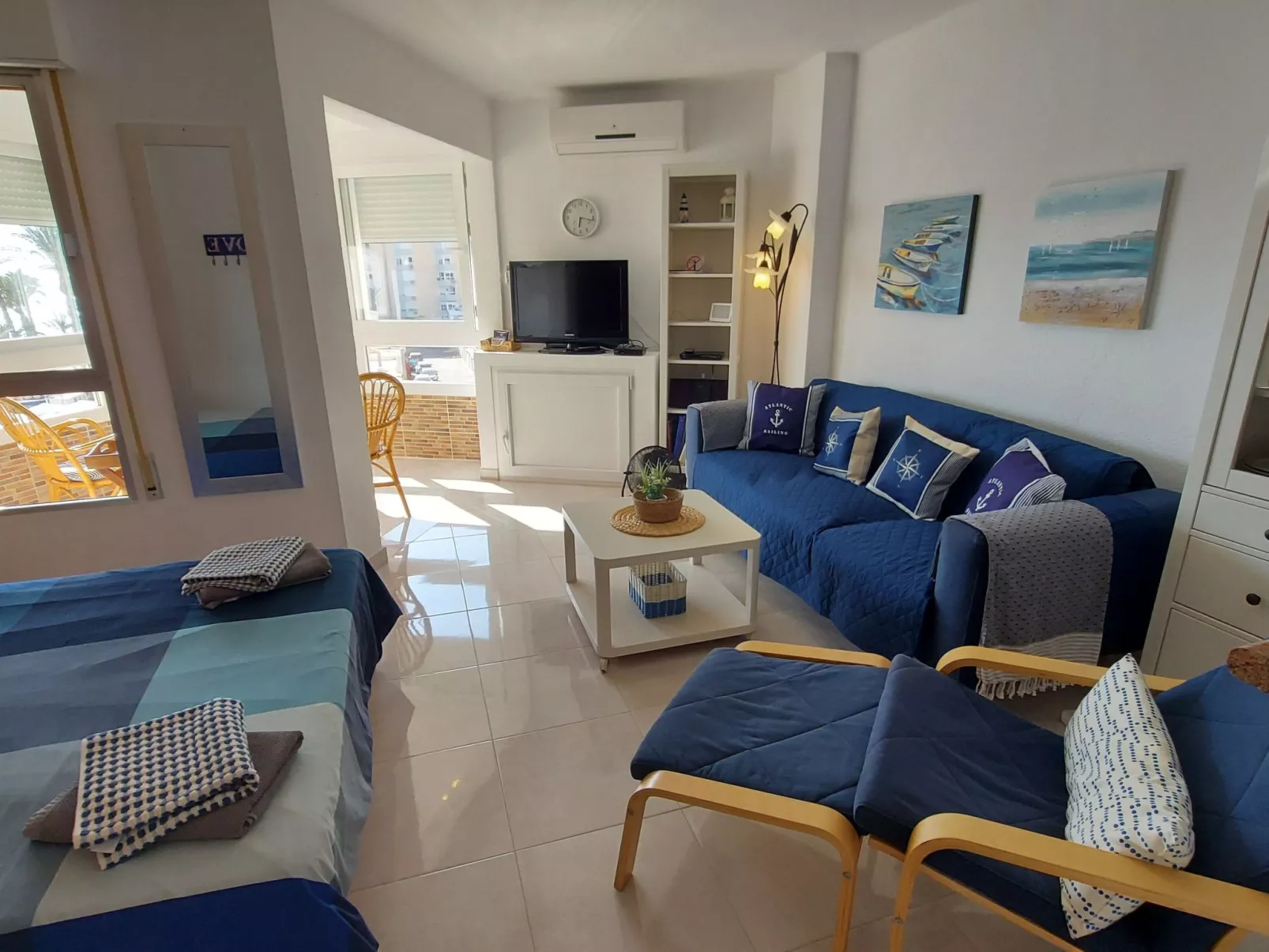 Studio Europa beachfront-Binnen