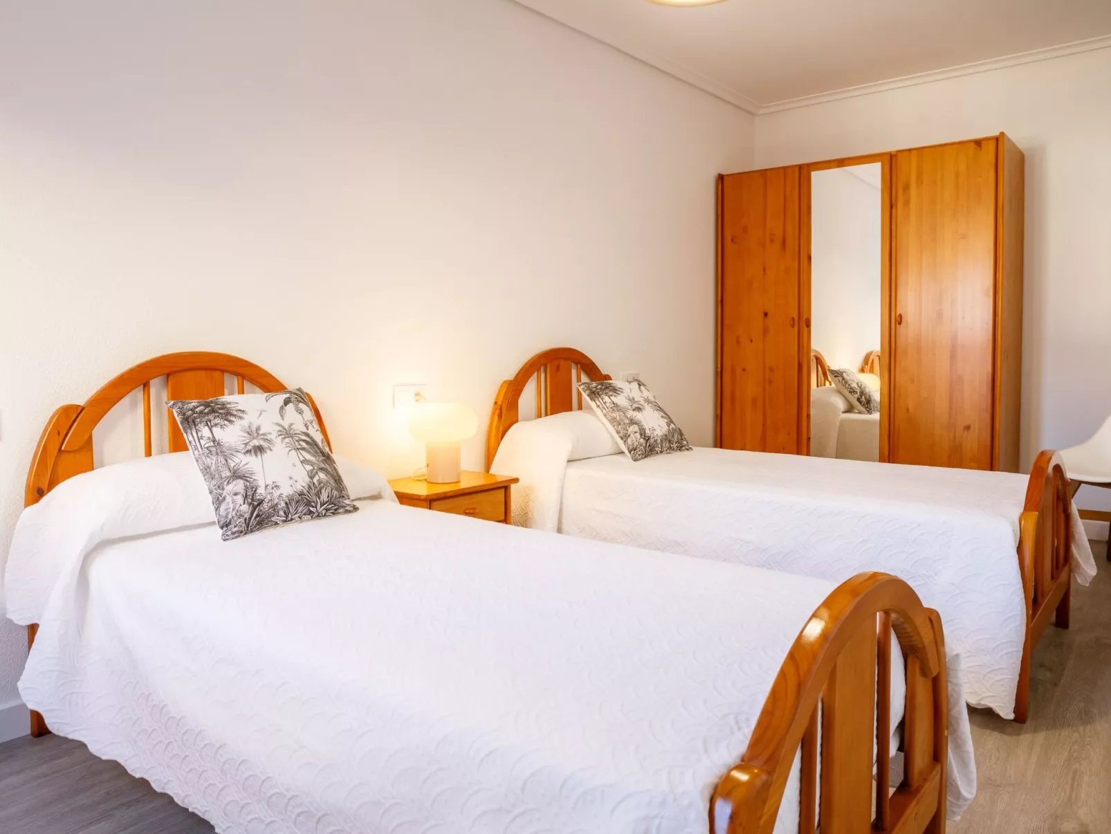  Zaldivar etxea-Binnen